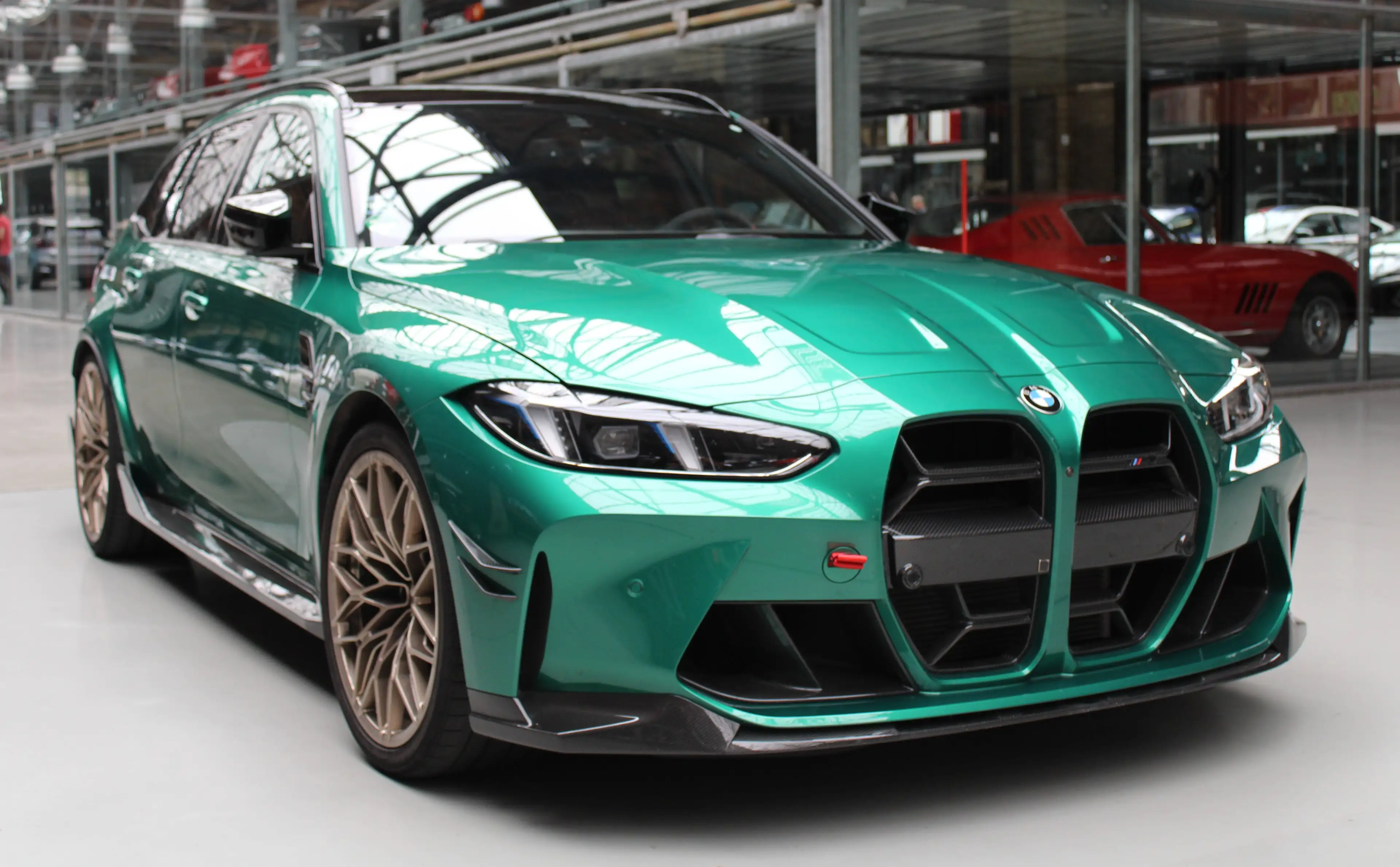 BMW M3 M3 Competition Touring M xDrive — photo 2