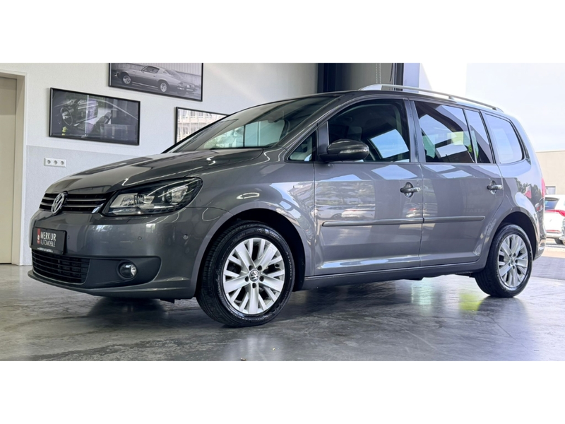 Volkswagen Touran 2.0 TDI DSG Life+AHK+BiXenon+PDC+SHZ+16''