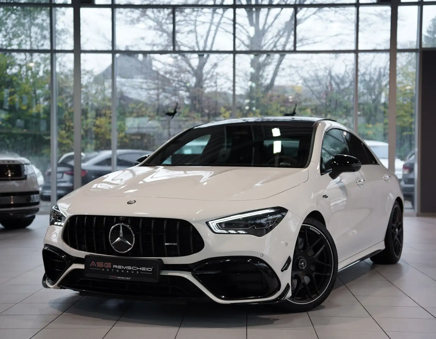 Mercedes-Benz CLA 45 AMG S 4M *2.H *19 *Pano *NightII *Aerody Weiß - 1