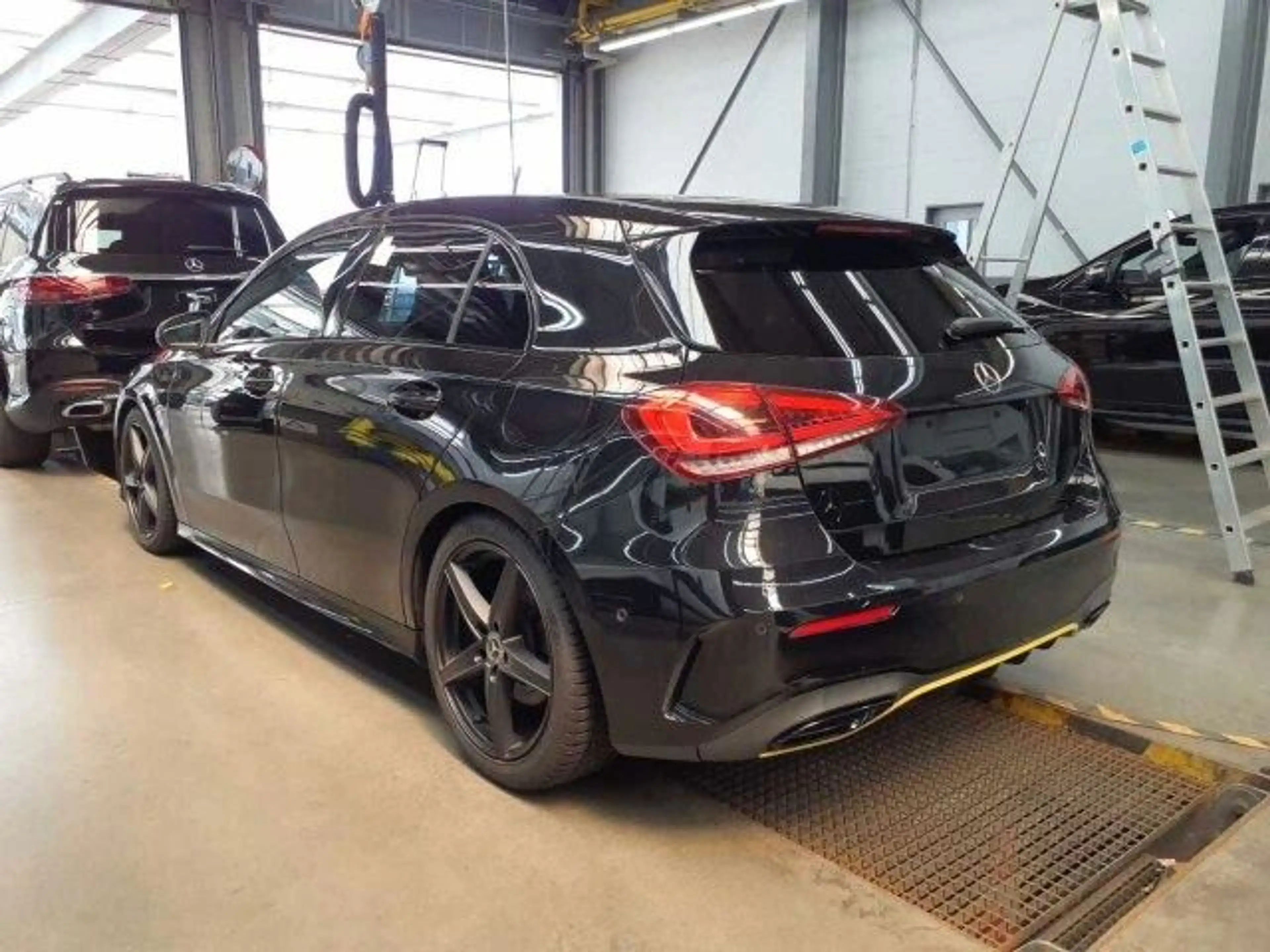 Mercedes-Benz A 250 AMG Line Edition 1 WIDE*19Z*RÜCKKAM*MBEAM — photo 2