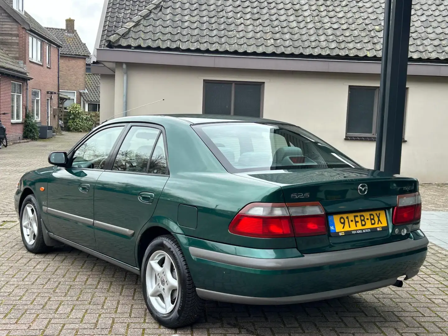 Mazda 626 1.8i GLX Airco LM-Velgen Elek.Pakket NAP NL-Auto N Grün - 2