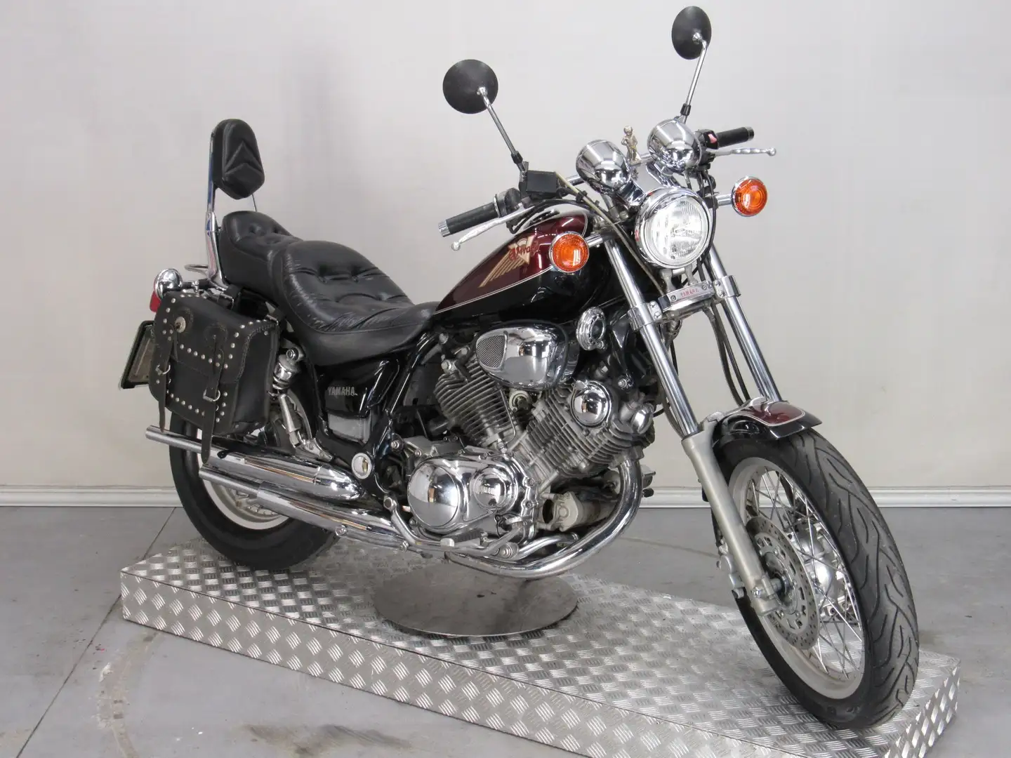 Yamaha XV 750 VIRAGO Paars - 2