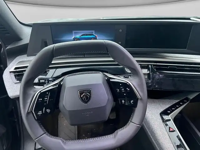 Peugeot 5008 view 5
