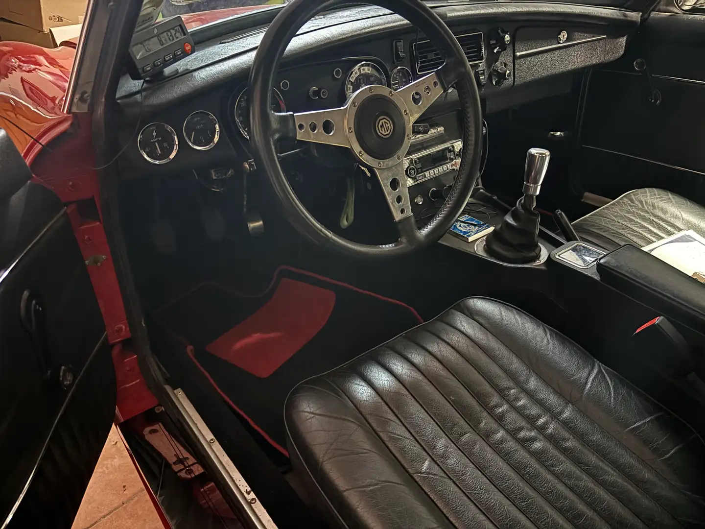 MG MGB mgb gt V8 - 2