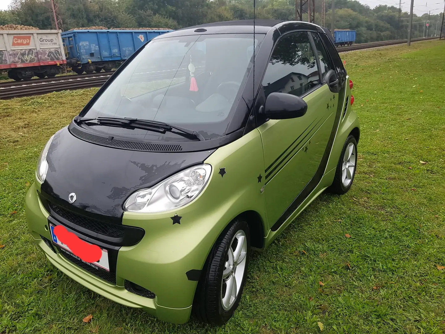 smart forTwo smart fortwo cabrio micro hybrid pure pure Grün - 1