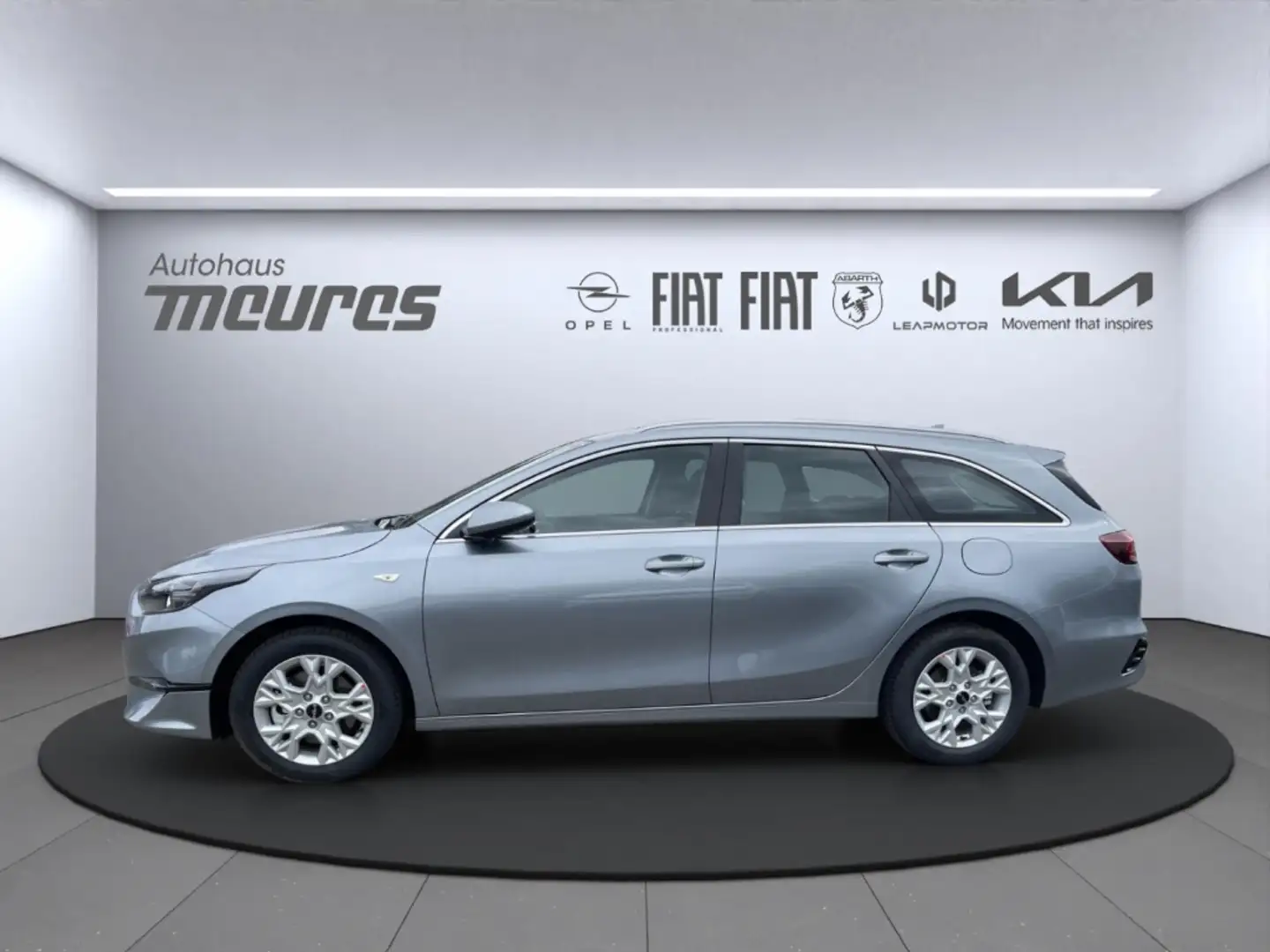 Kia Ceed SW / cee'd SW Vision 1.5 T-GDI Navi Klimaautom PDC Rückfahrkam. Zilver - 2