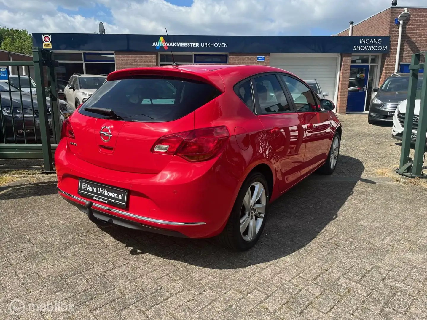 Opel Astra 1.4 Turbo,v+a pdc,6-24 mnd garantie mogelijk Rood - 2