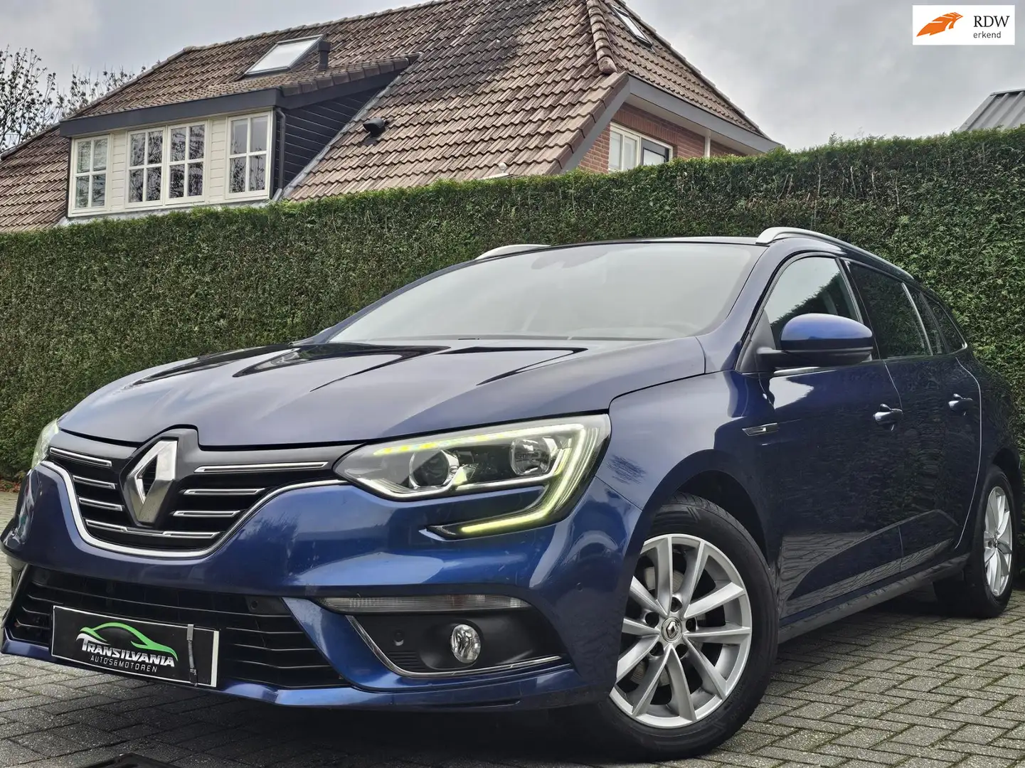 Renault Megane Estate 1.5 dCi GT-Line Blauw - 1