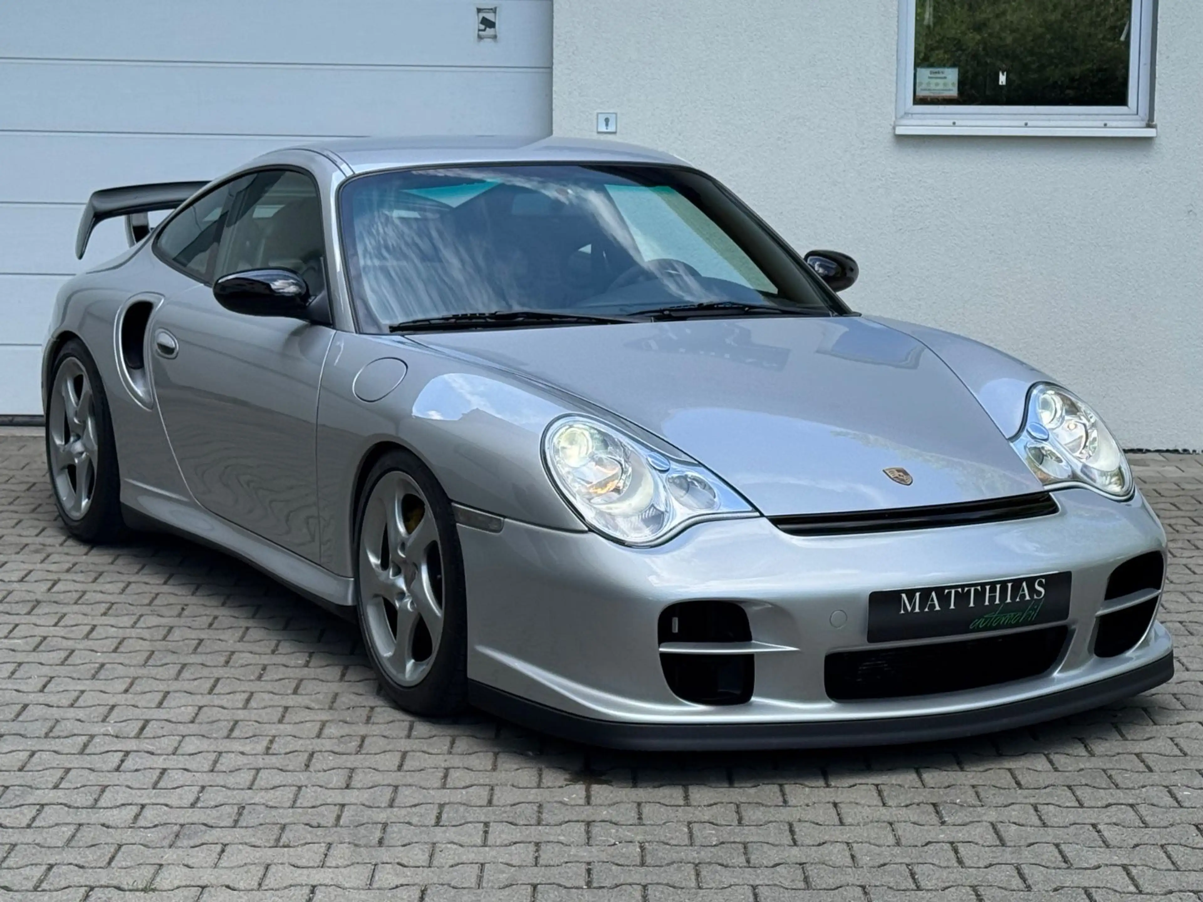 Porsche 996 GT2 — photo 2