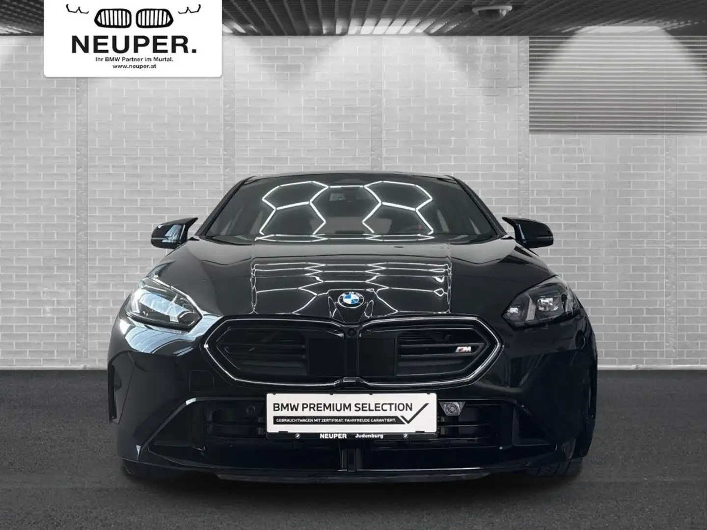 BMW 135 M135i xDrive Schwarz - 2