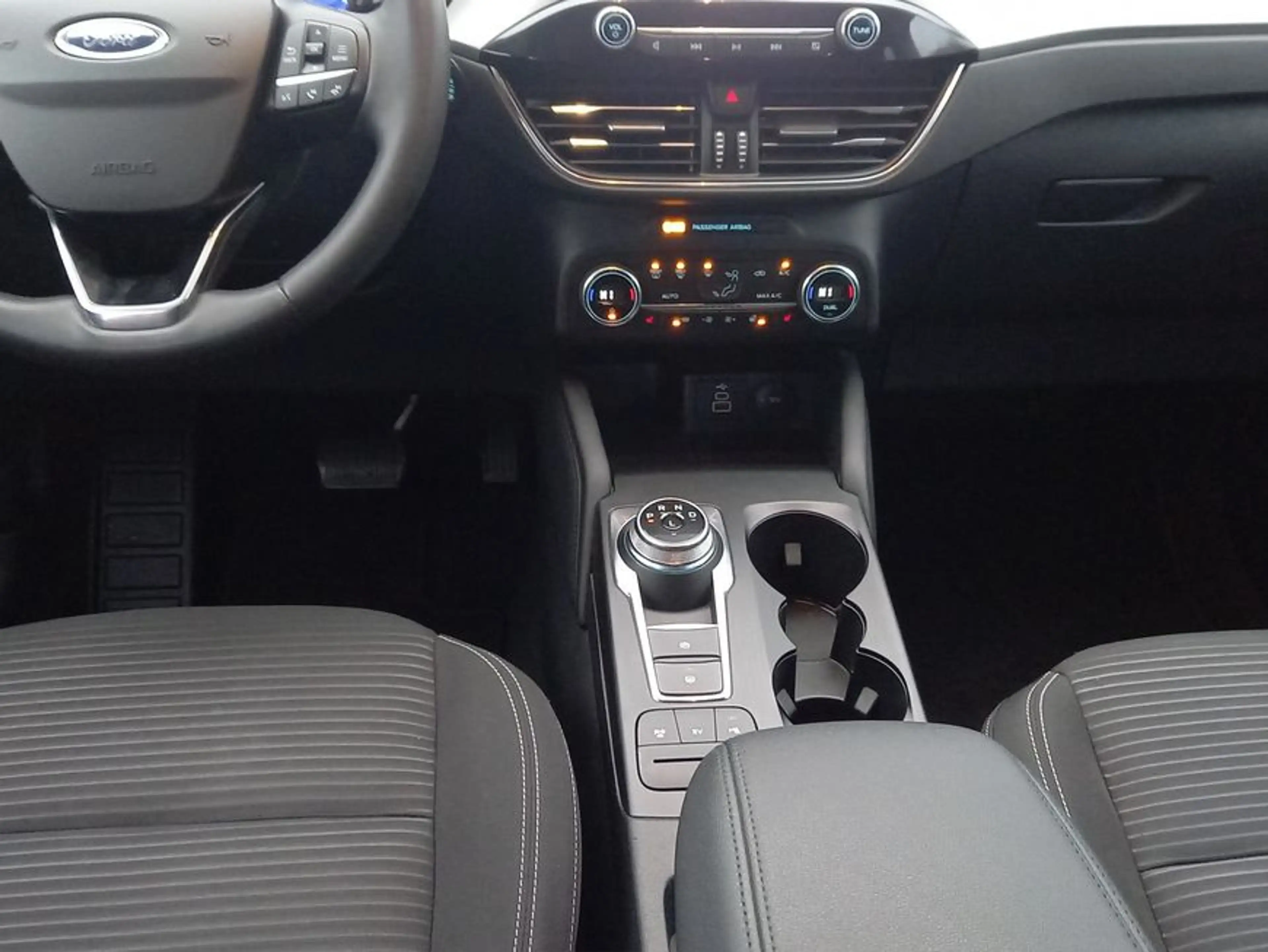 Ford Kuga 2.5 Duratec PHEV TITANIUM — photo 15