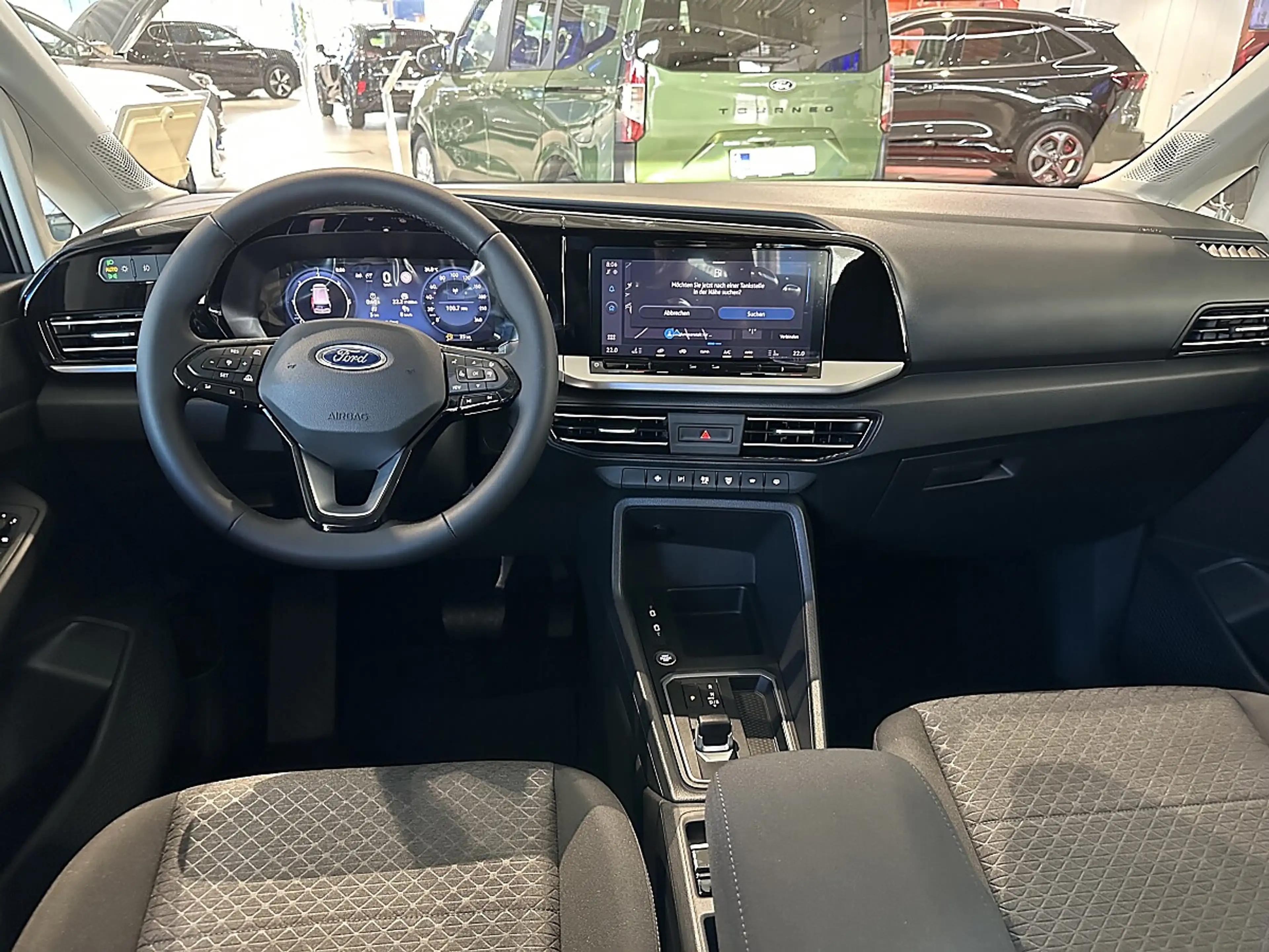Ford Grand Tourneo Connect 2,0 EcoBlue L2 Titanium Aut. — photo 5
