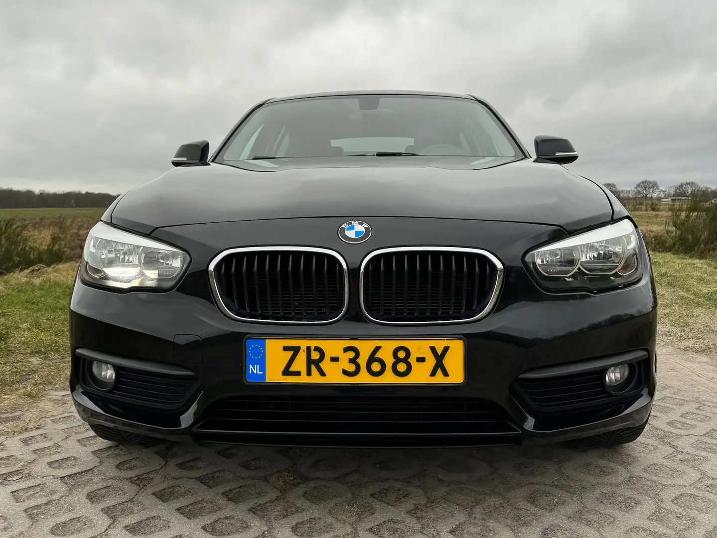 BMW 116 116i M Sport Zwart - 2