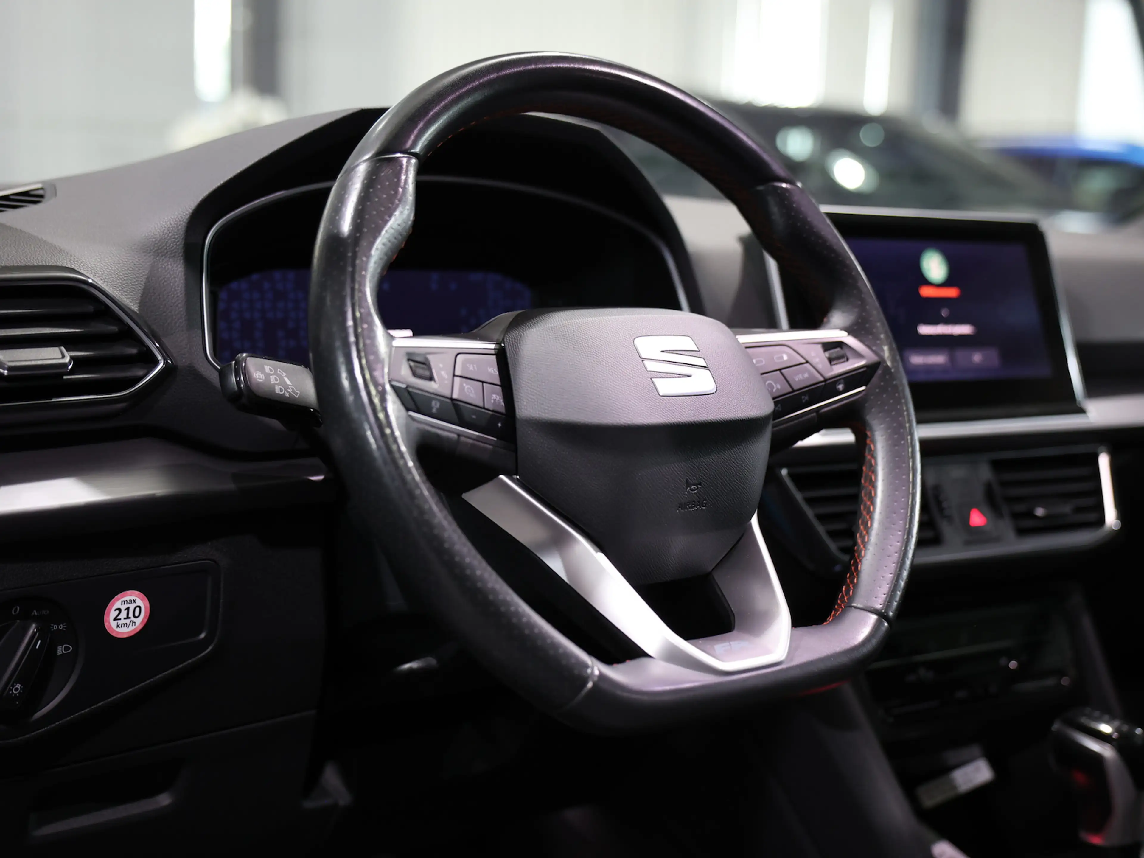 SEAT Tarraco 2.0 TDI DSG FR-SPORT / 7-SITZER,PANORAMA — photo 11