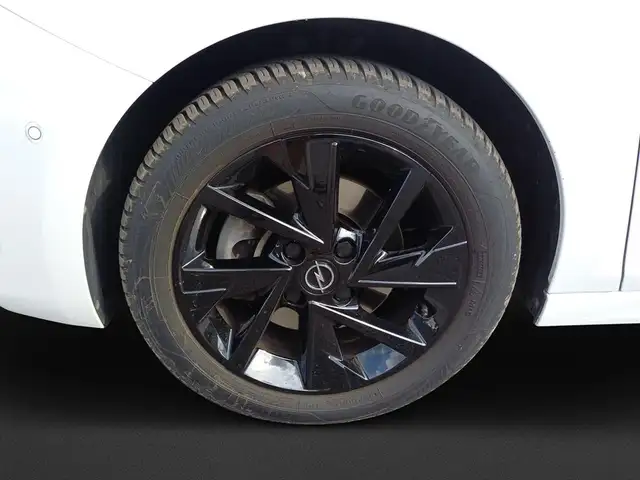 Opel Corsa view 8