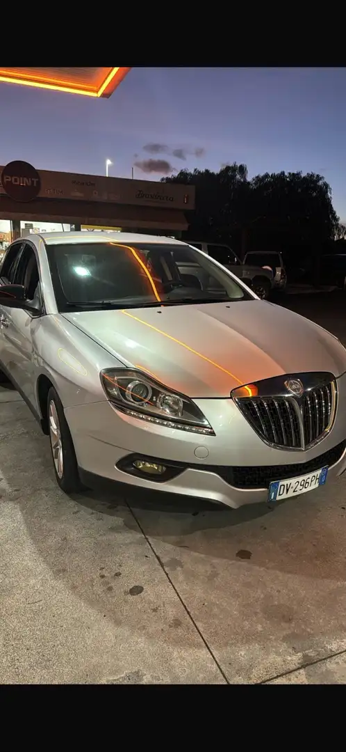 Lancia Delta 1.6 mjt Argento 120cv dpf - 1
