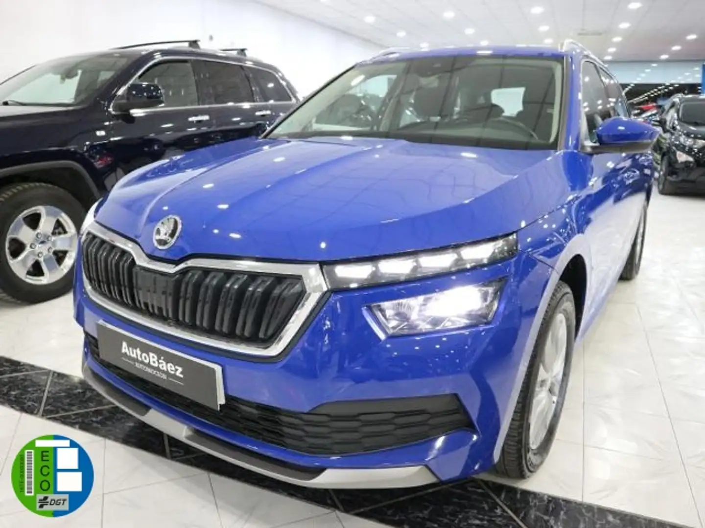 Skoda Kamiq 1.0 TGI Albastru - 1