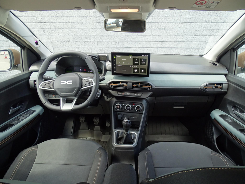 Dacia Sandero 1.0 TCe 110 limited edition FULL OPTIONS / METALLI — photo 3