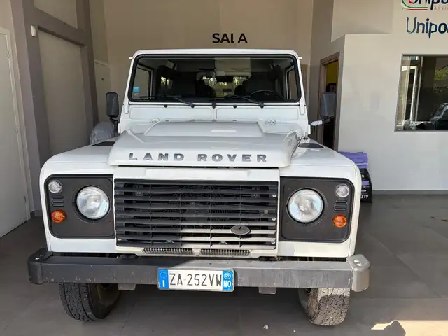 Land Rover Defender Defender 90 2.4 td S
