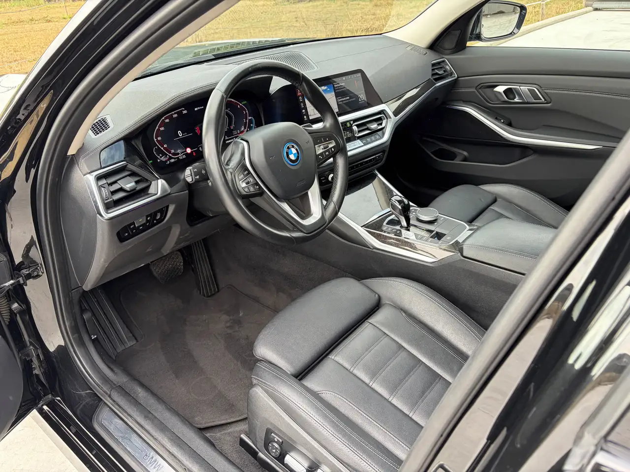BMW 330 Touring 330eA PHEV * PANO * 360° CAMERA * HUD * LEDER *, миниатюра 11