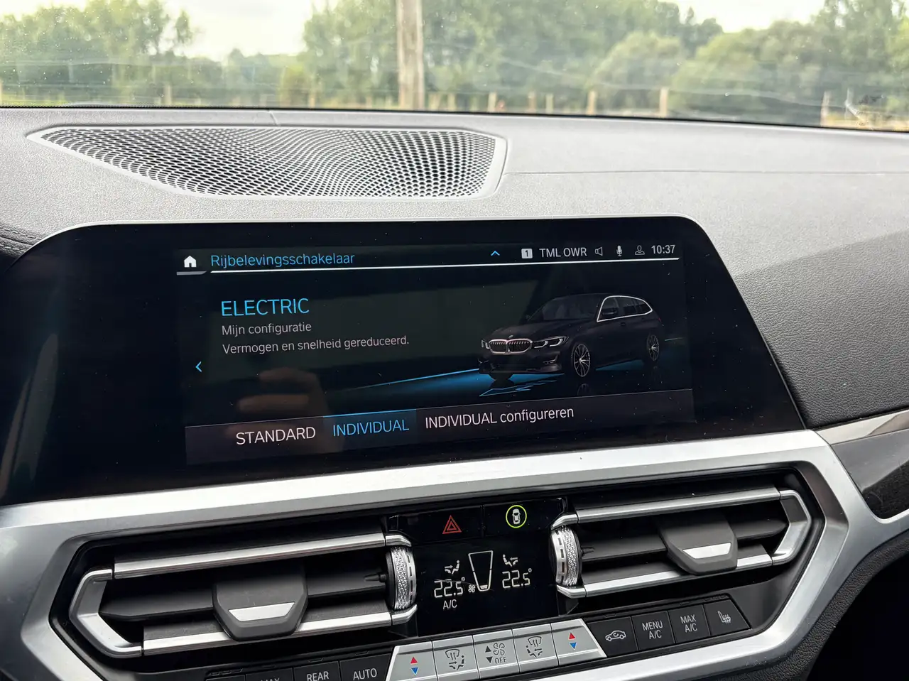 BMW 330 Touring 330eA PHEV * PANO * 360° CAMERA * HUD * LEDER *, миниатюра 25