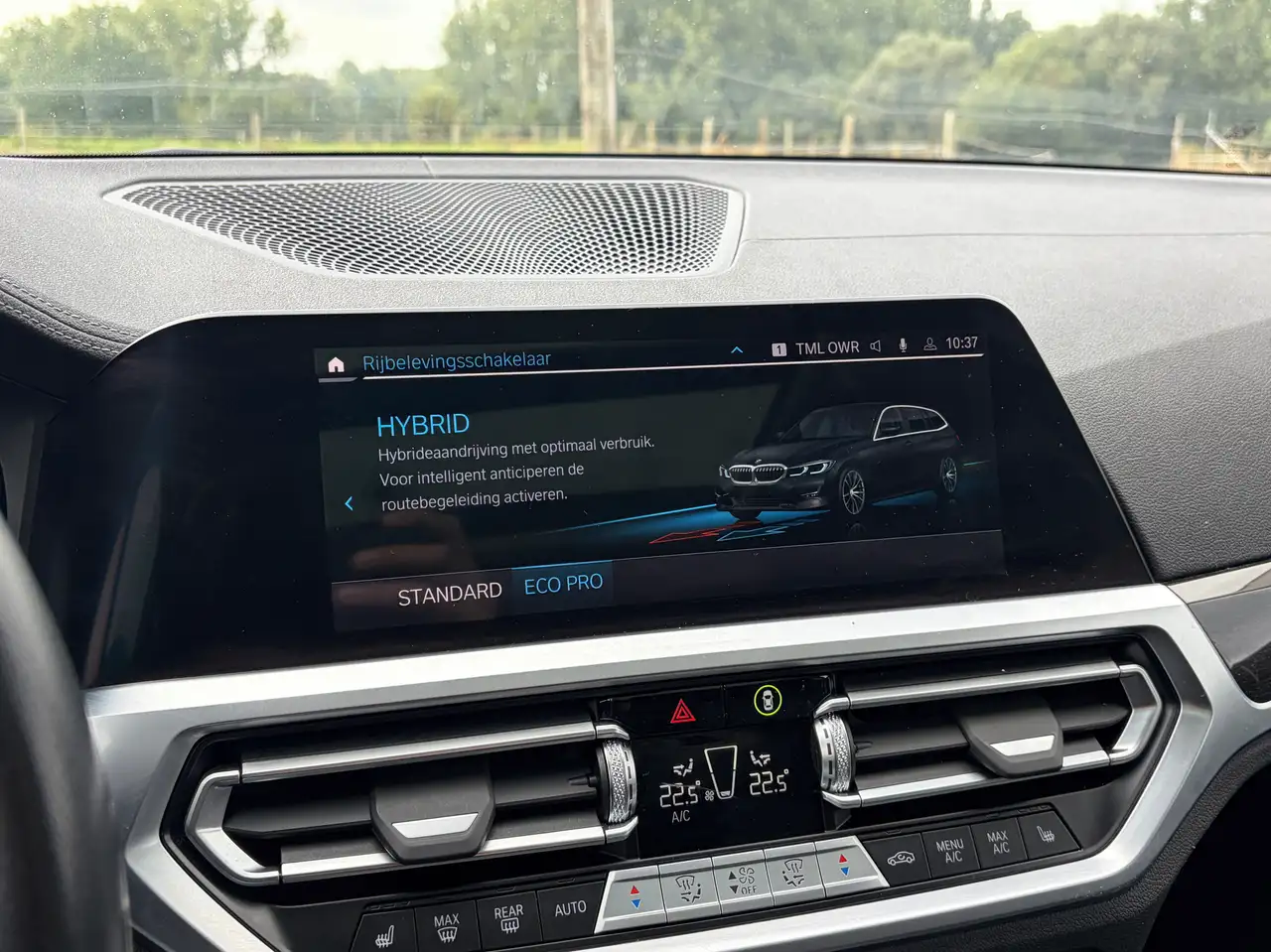 BMW 330 Touring 330eA PHEV * PANO * 360° CAMERA * HUD * LEDER *, миниатюра 24