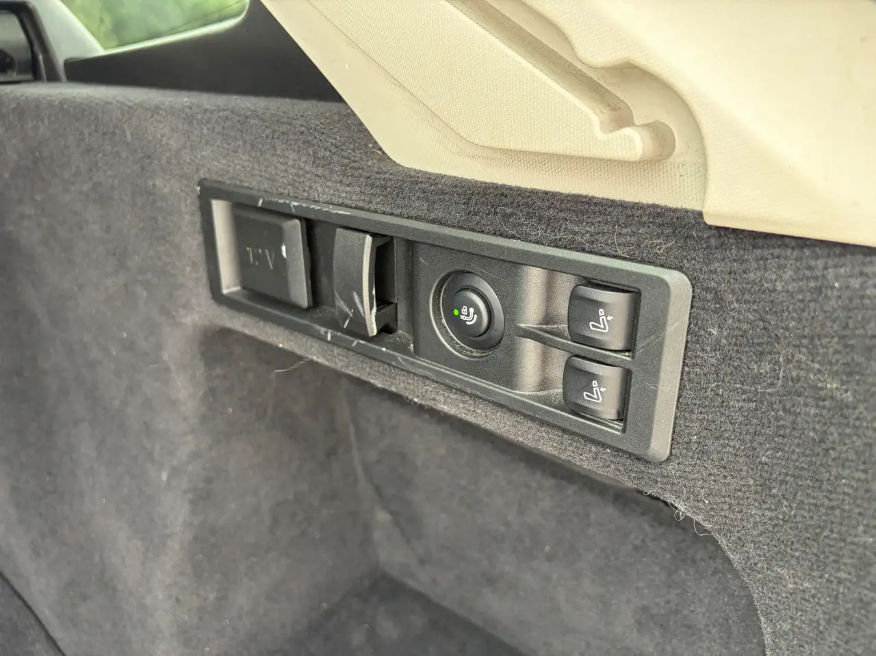 BMW 330 Touring 330eA PHEV * PANO * 360° CAMERA * HUD * LEDER *, миниатюра 28