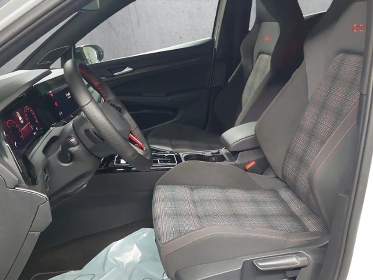 Volkswagen Golf VIII GTI 2.0 TSI MATRIX-LED+NAV+RFK+APP+ACC 8