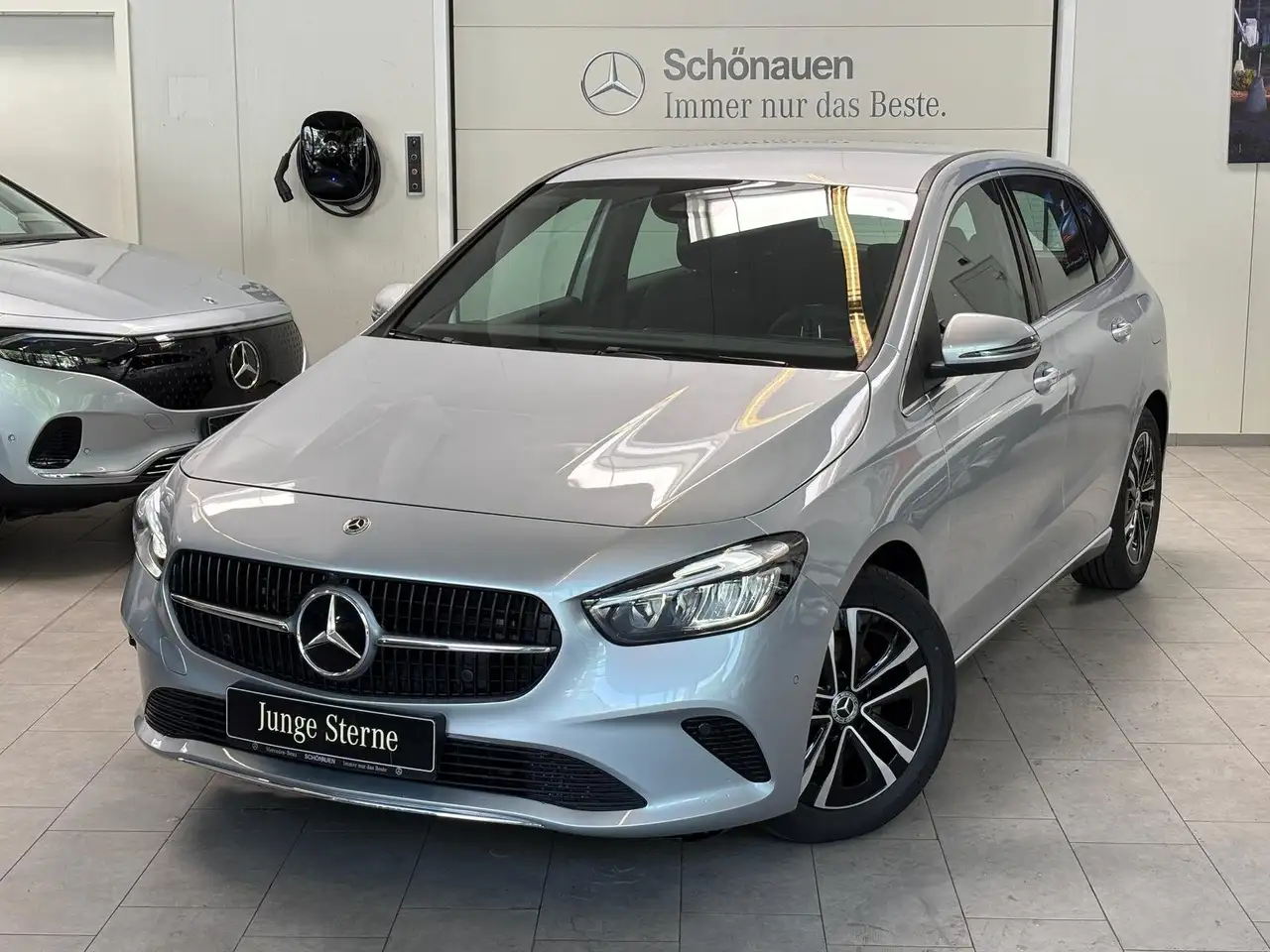Mercedes-Benz B 200