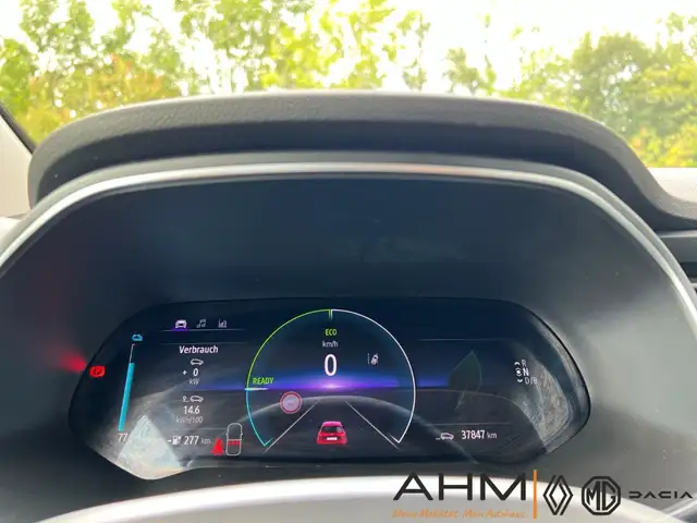 Renault Zoe view 18