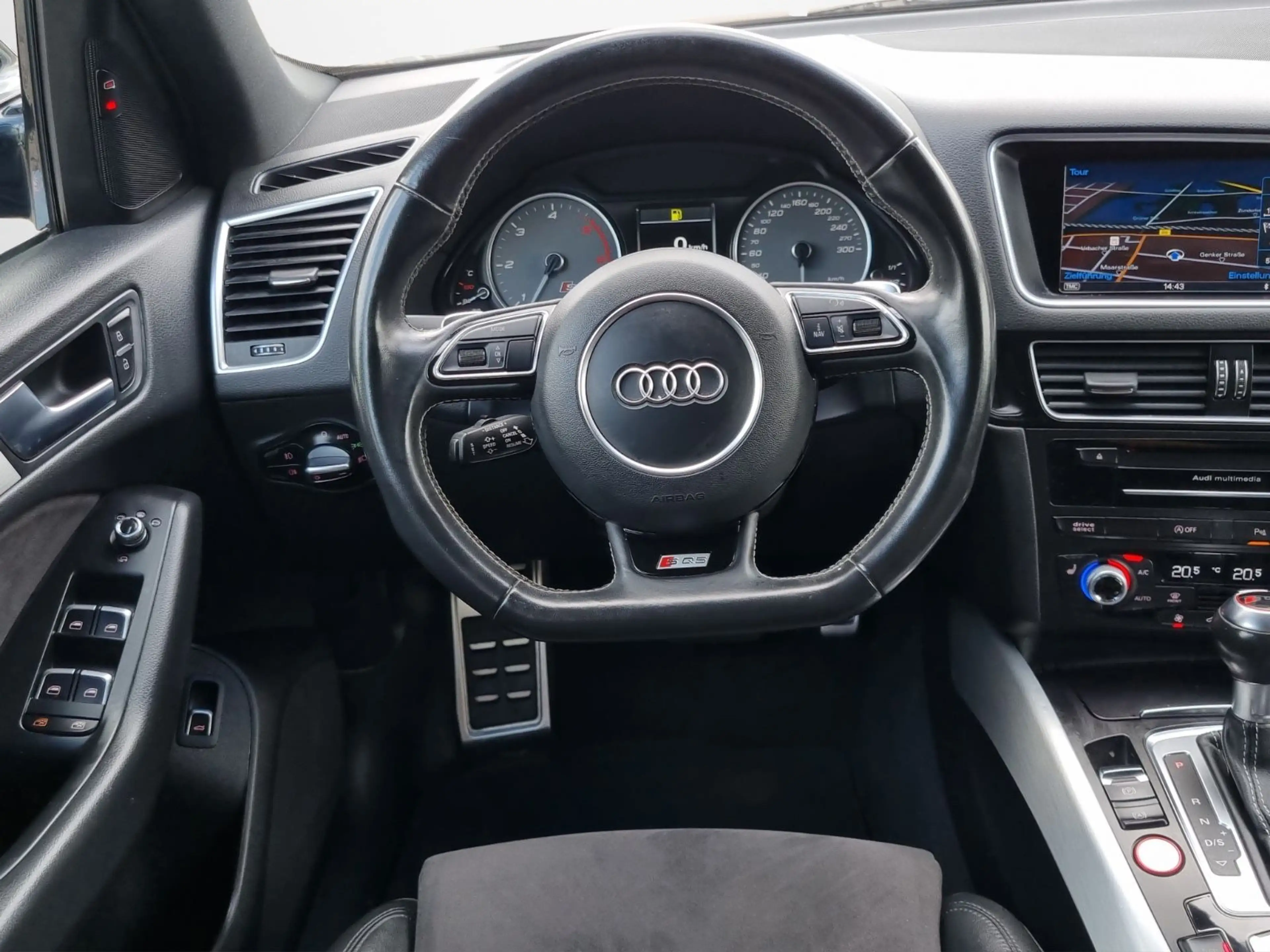 Audi SQ5 3.0 TDI competition quattro*LEDER*NAVI*SHZ* — photo 14