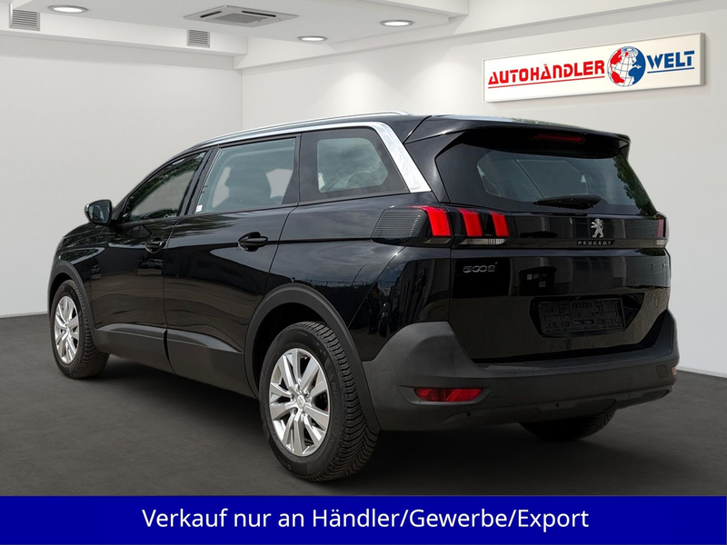 Peugeot 5008 1.2i 7-Sitzer AAC SHZ Navi PDC — photo 6