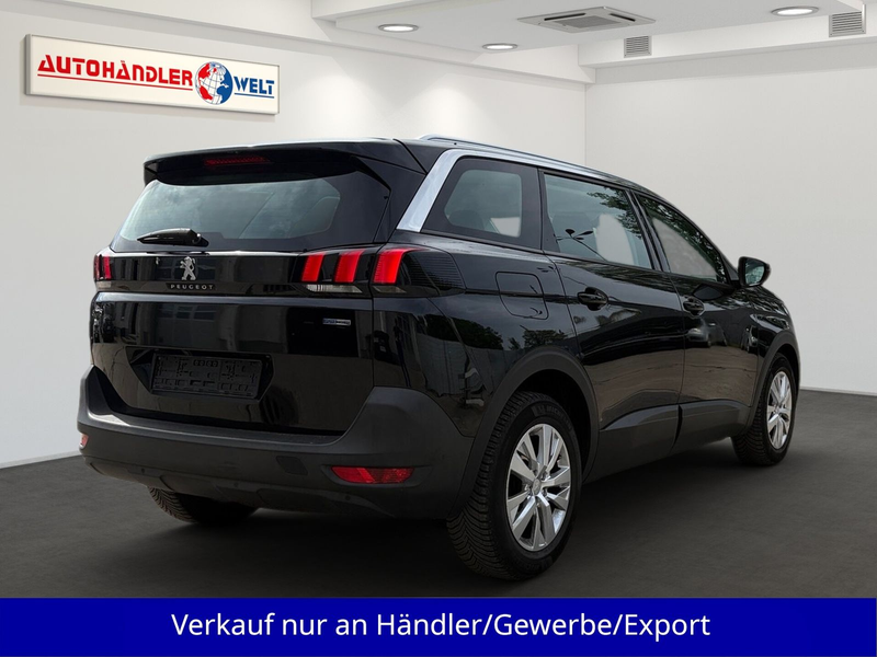 Peugeot 5008 1.2i 7-Sitzer AAC SHZ Navi PDC — photo 5