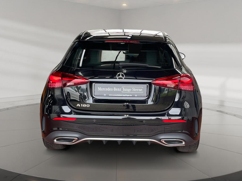 Mercedes-Benz A 180 AMG AMG+MBUX+Fahrassist+Wide+Cam+LED+Navi — photo 6