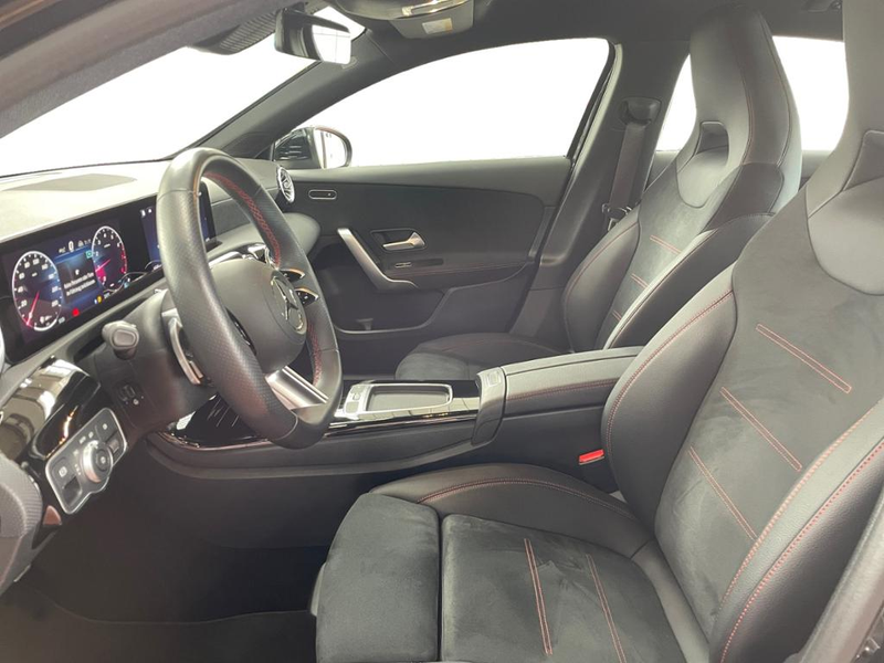 Mercedes-Benz A 180 AMG AMG+MBUX+Fahrassist+Wide+Cam+LED+Navi — photo 9