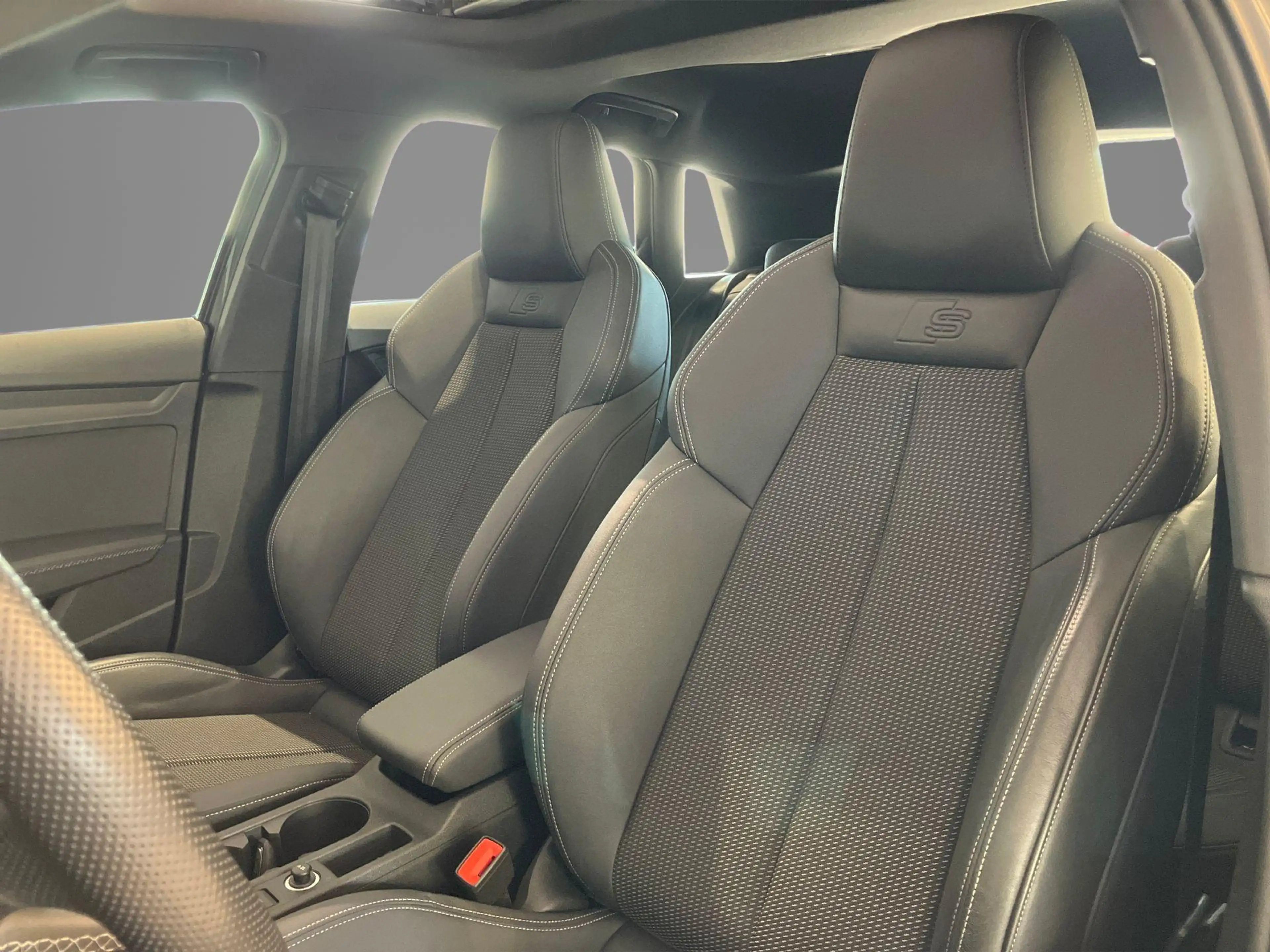 Audi A3 Sportback 40 TFSIe 150kW/204PK S Line · Panoramada — photo 8