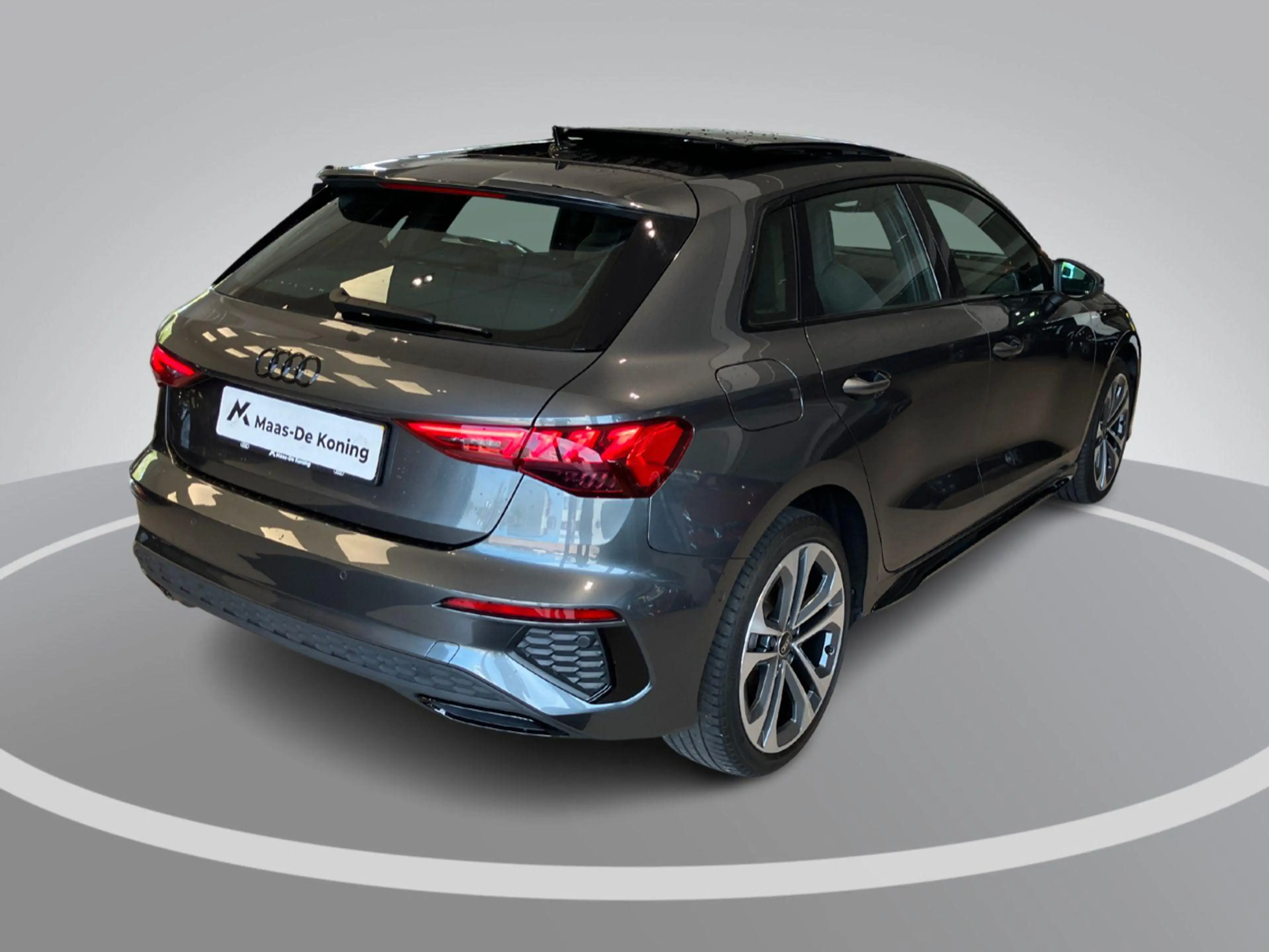 Audi A3 Sportback 40 TFSIe 150kW/204PK S Line · Panoramada — photo 2