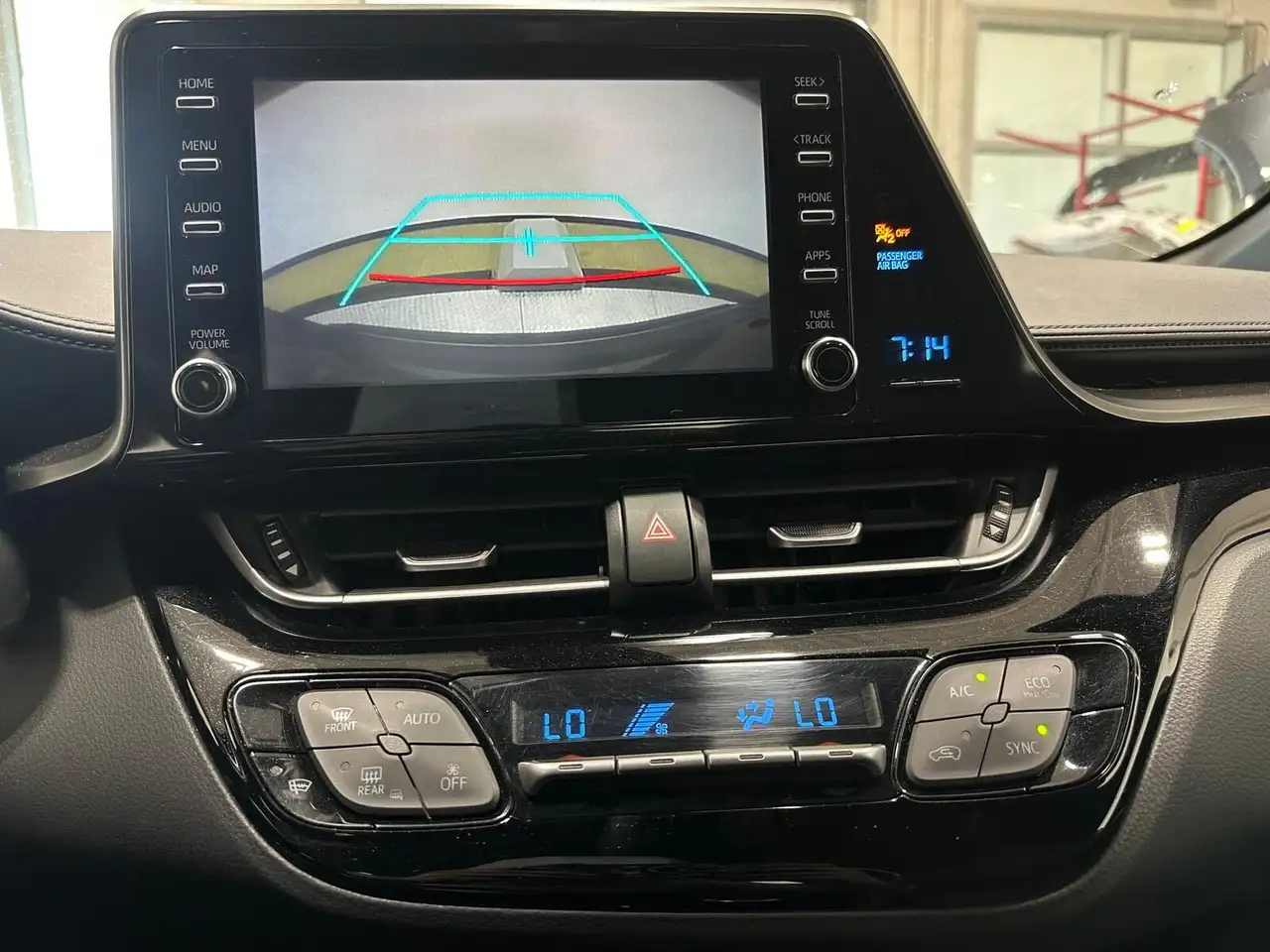 Toyota C-HR снимка Toyota C-HR