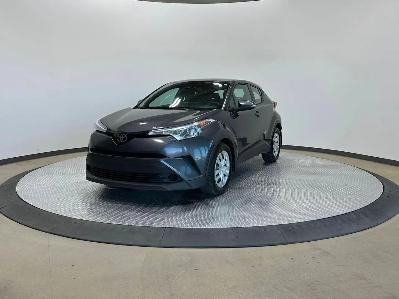 Toyota C-HR снимка Toyota C-HR