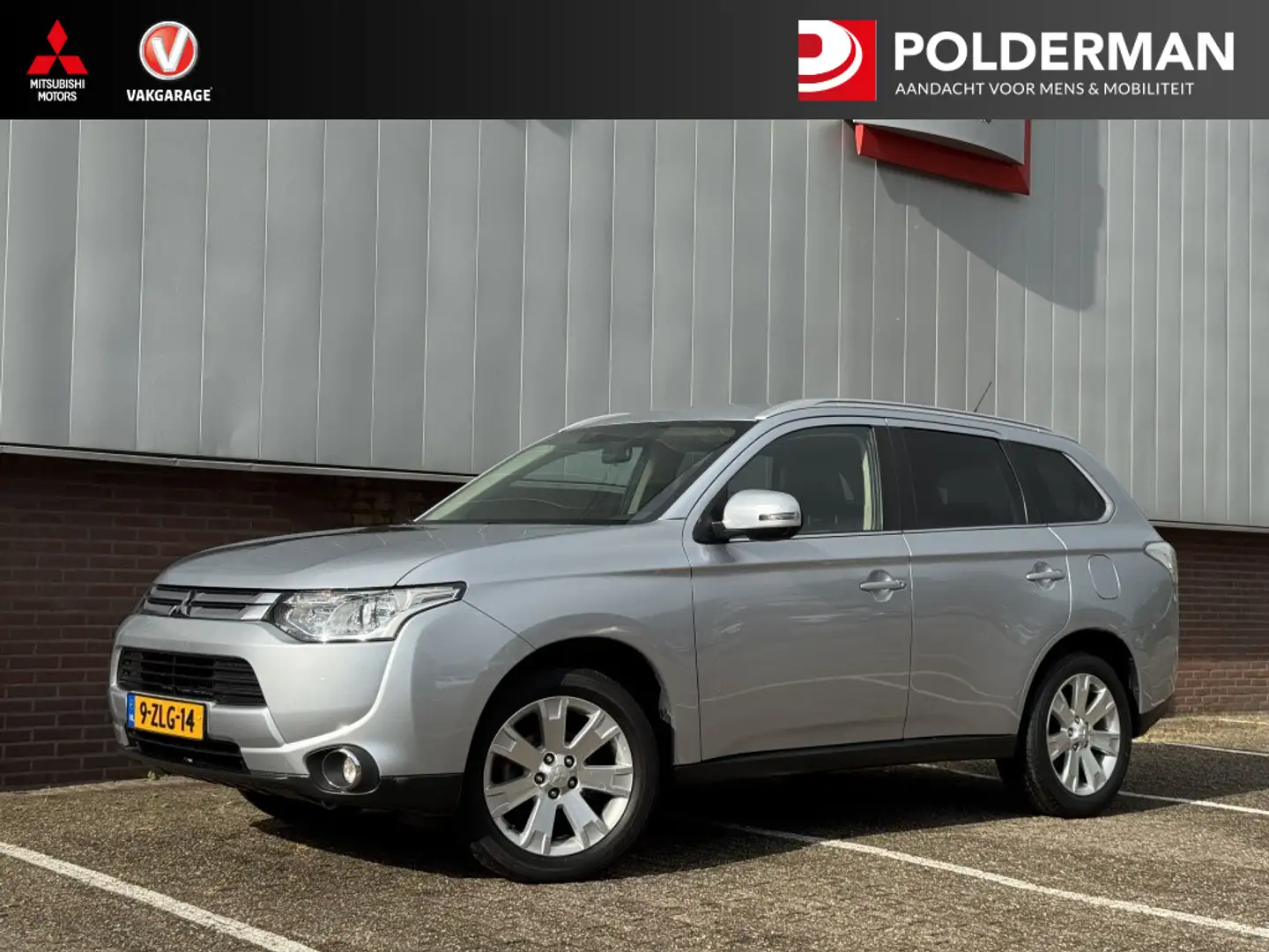 Mitsubishi Outlander Automaat 2.0 Business Edition 7p Grijs - 1