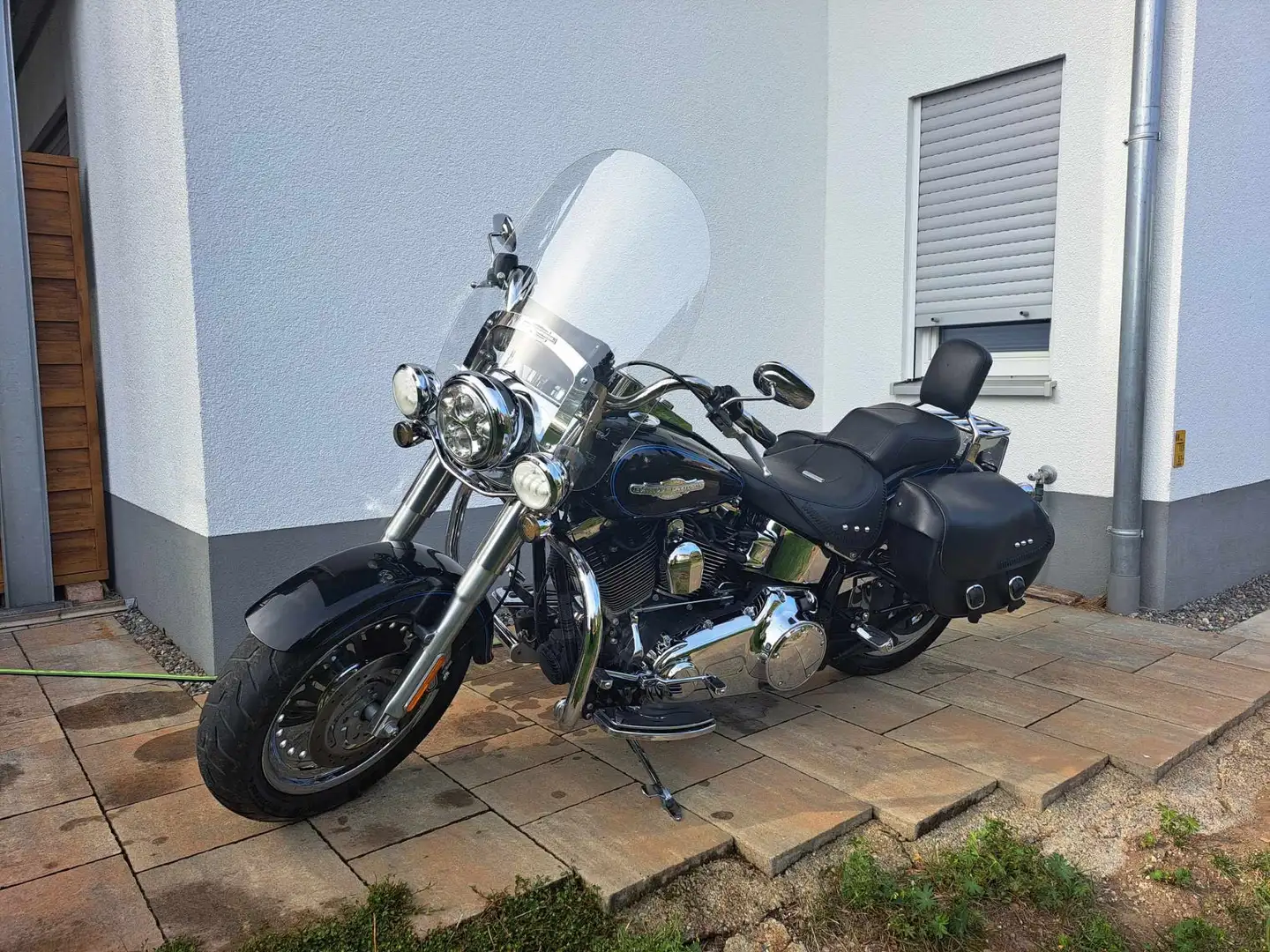 Harley-Davidson Fat Boy SHRINE Schwarz - 1