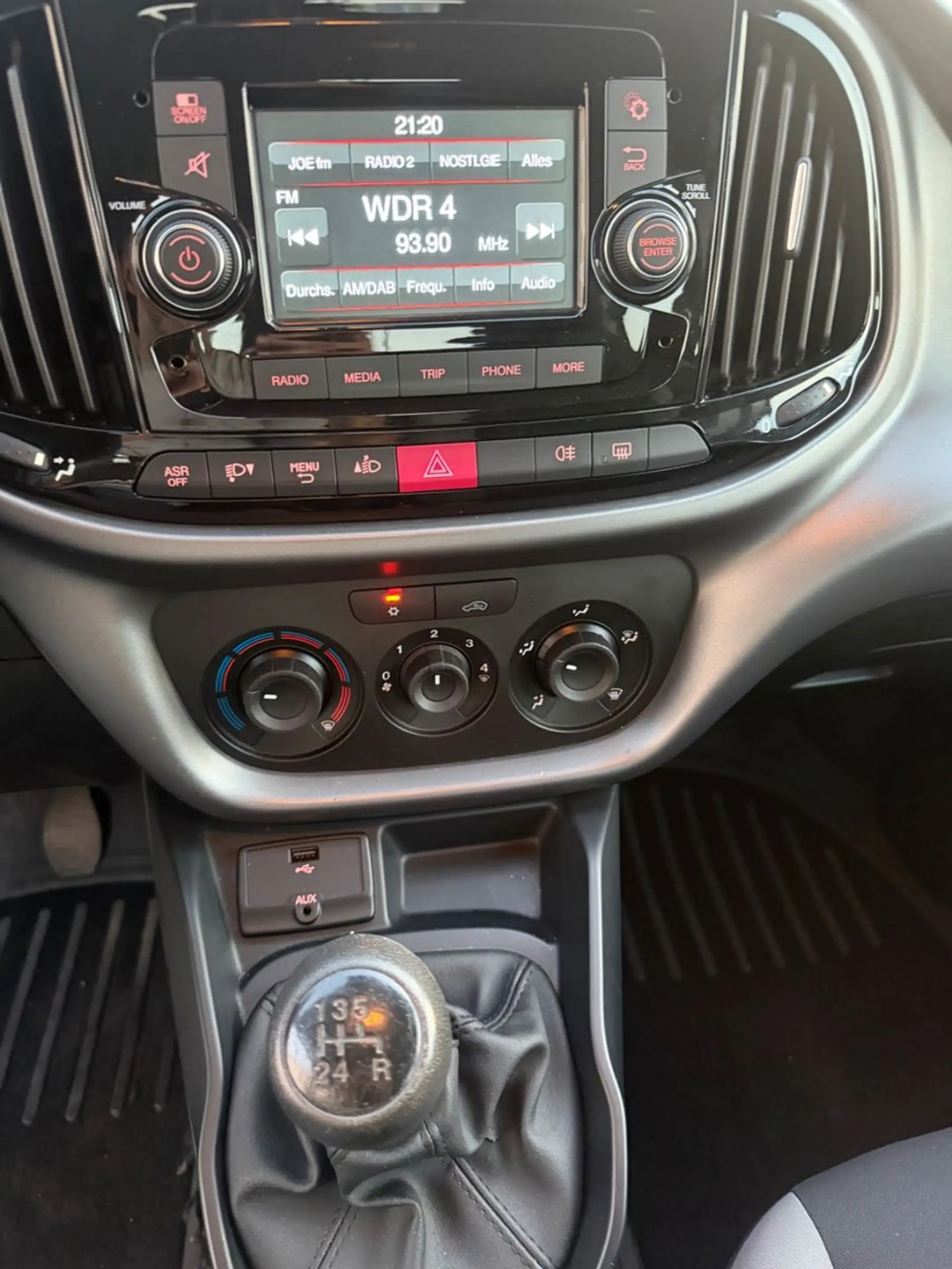 Fiat Doblo Doblò Lounge KLIMA/TÜV/1-Hand — photo 15