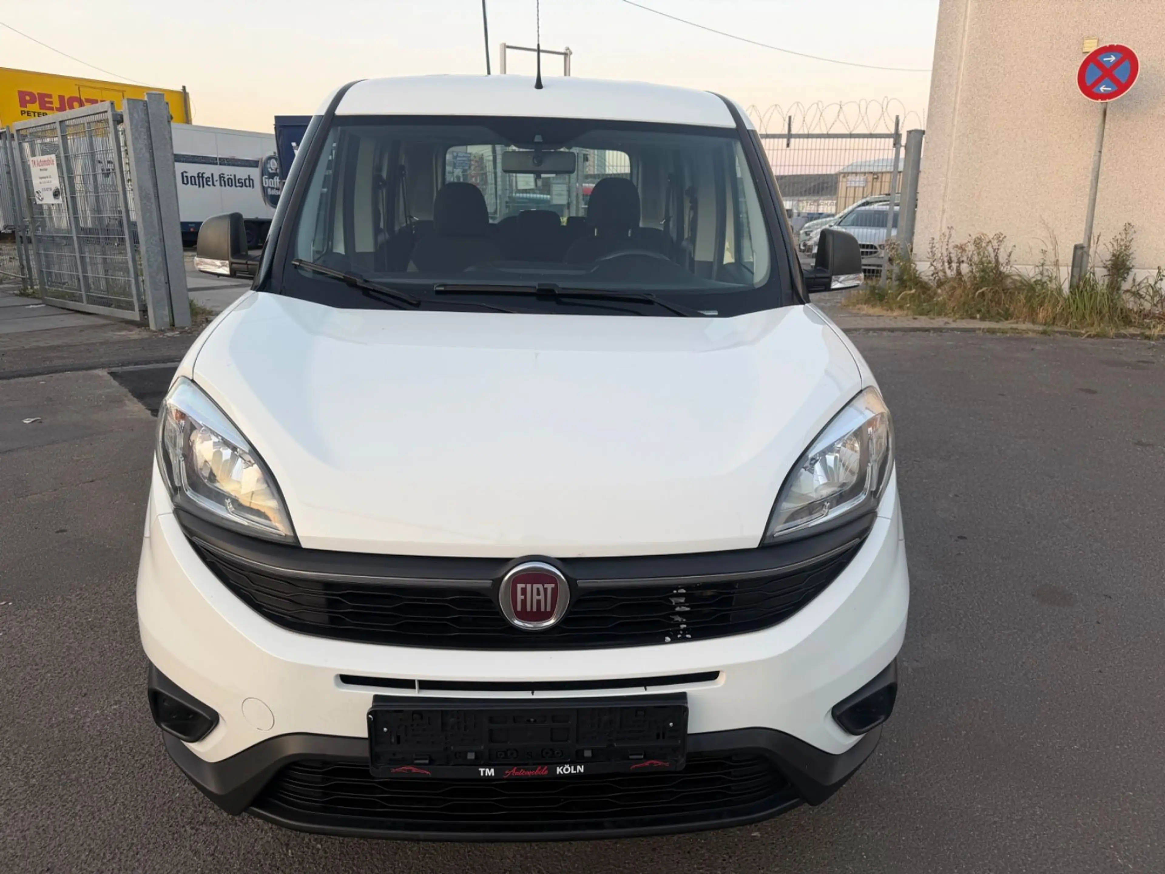 Fiat Doblo Doblò Lounge KLIMA/TÜV/1-Hand — photo 2