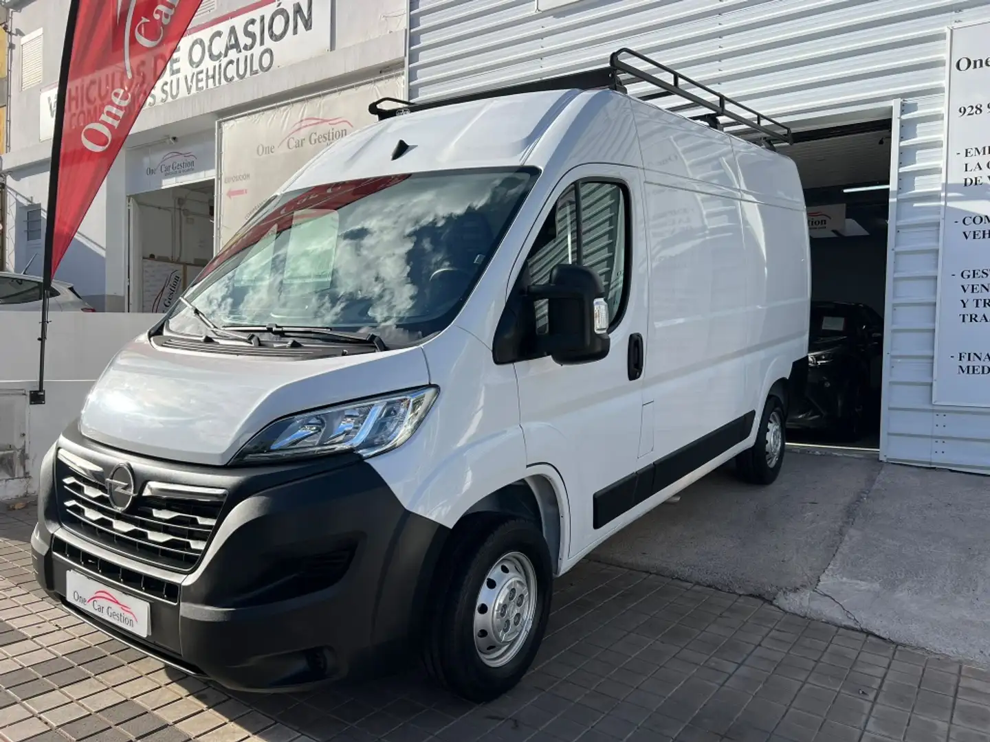 Opel Movano Fg. 2.2 BlueHDI Base 120 L2H2 3500 Blanco - 1