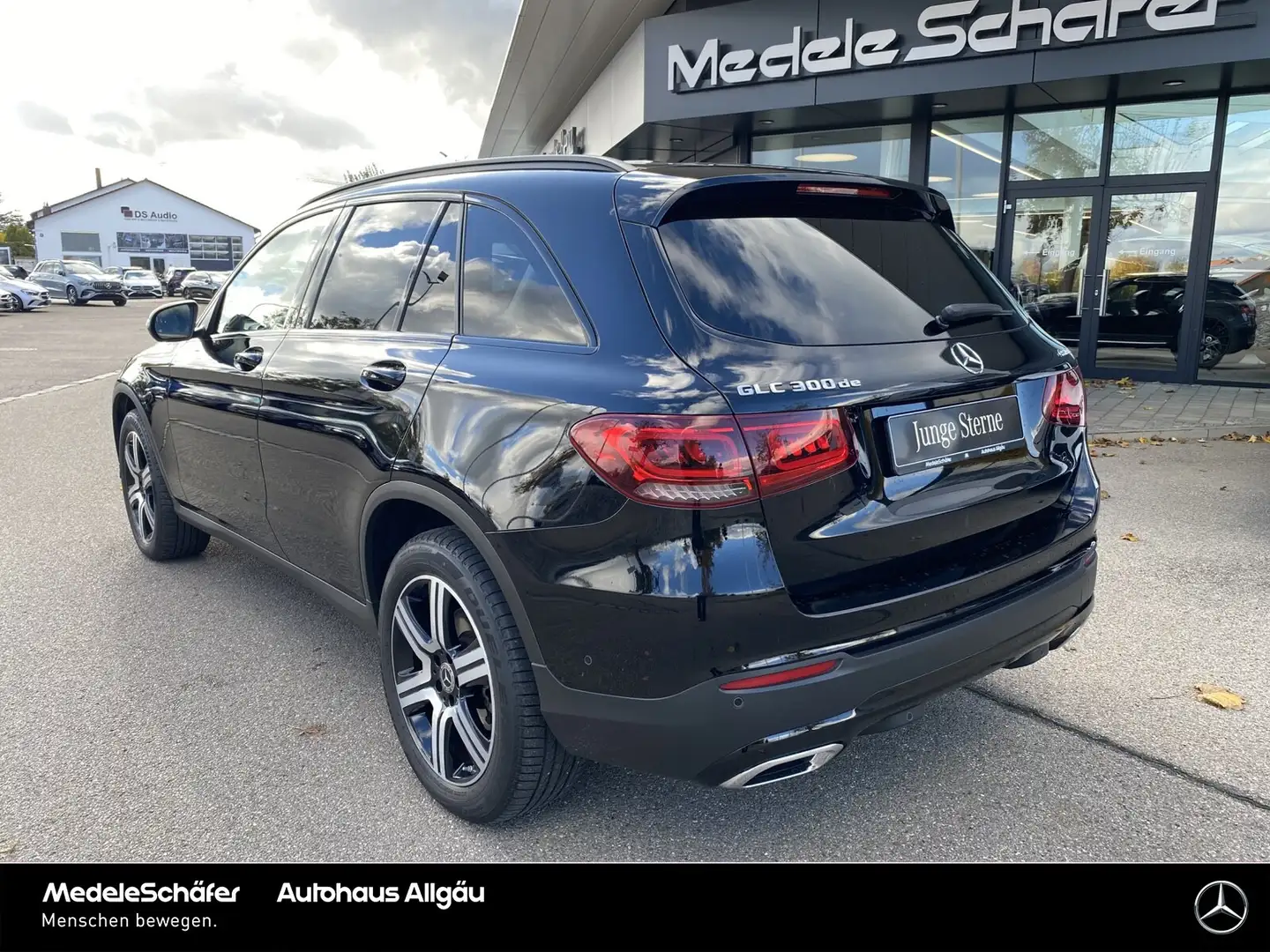 Mercedes-Benz GLC 300 GLC 300 de 4M Night AHK MultiLED Pano Distr Burm Noir - 2