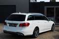 Mercedes-Benz E 350 T 4MATIC AMG 7-G LED KEYLESS 7-SITZER KAM Bílá - thumbnail 7