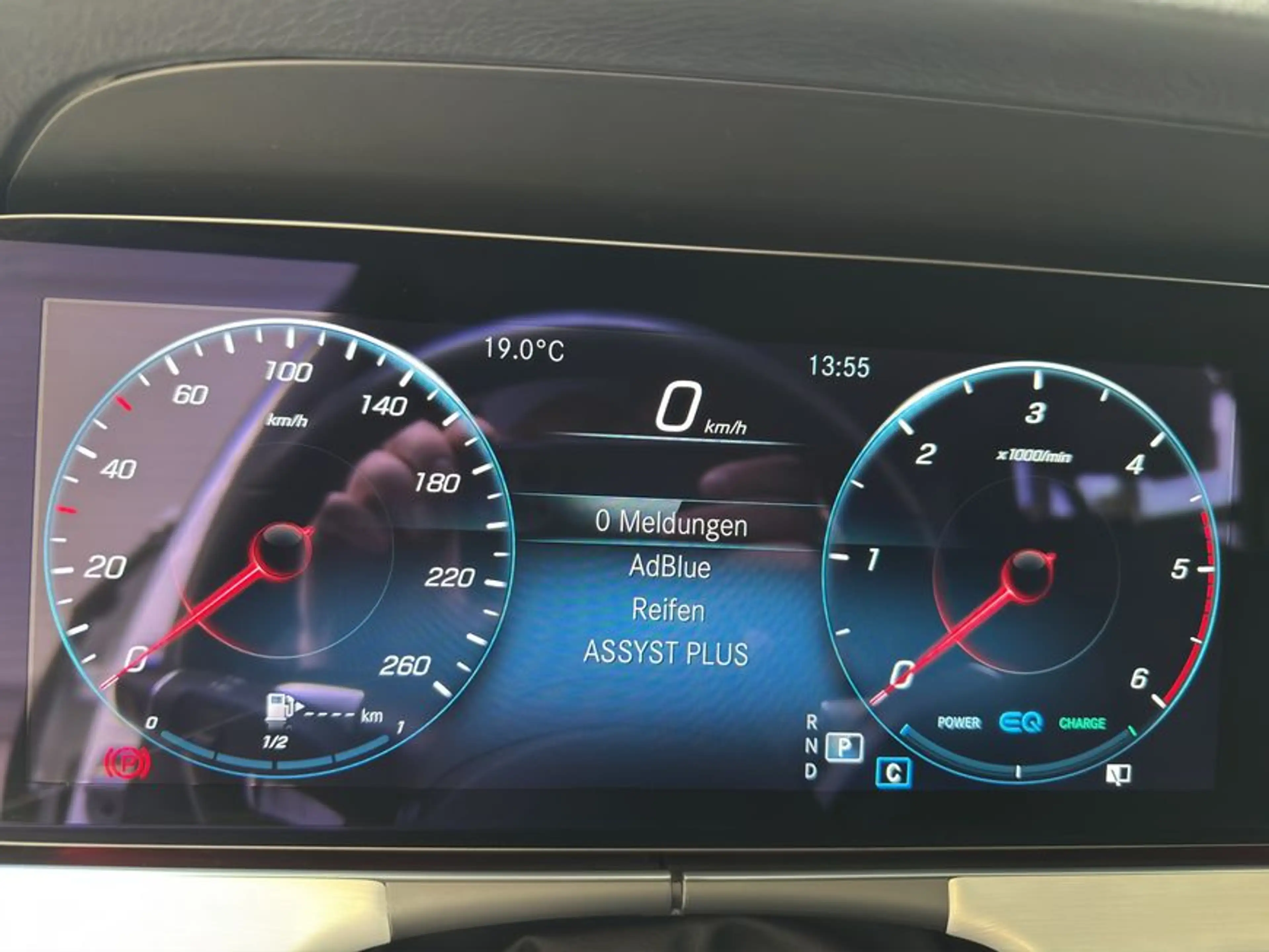 Mercedes-Benz E 300 E-Klasse — photo 12