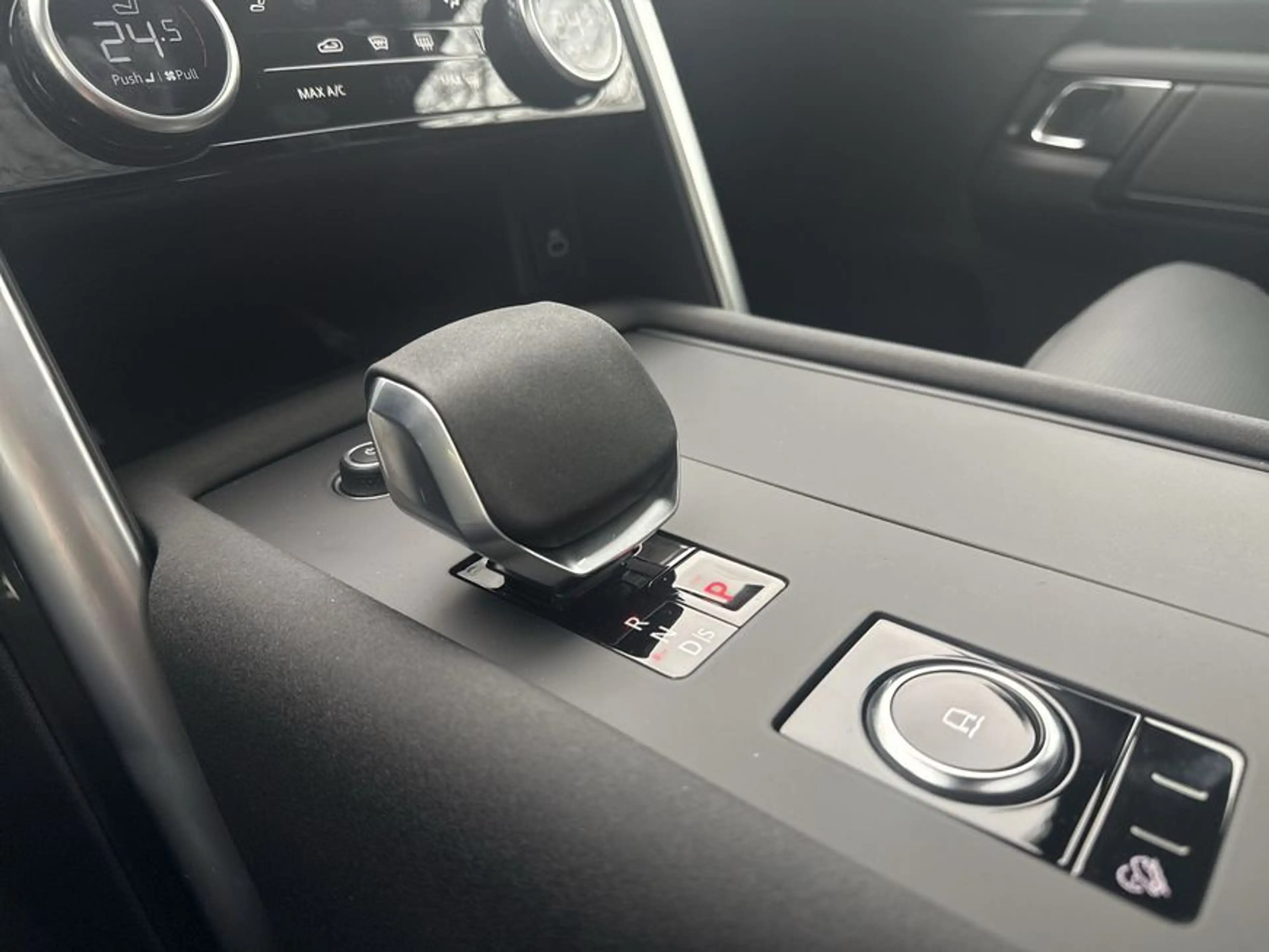 Land Rover Discovery D350 Dynamic HSE — photo 15