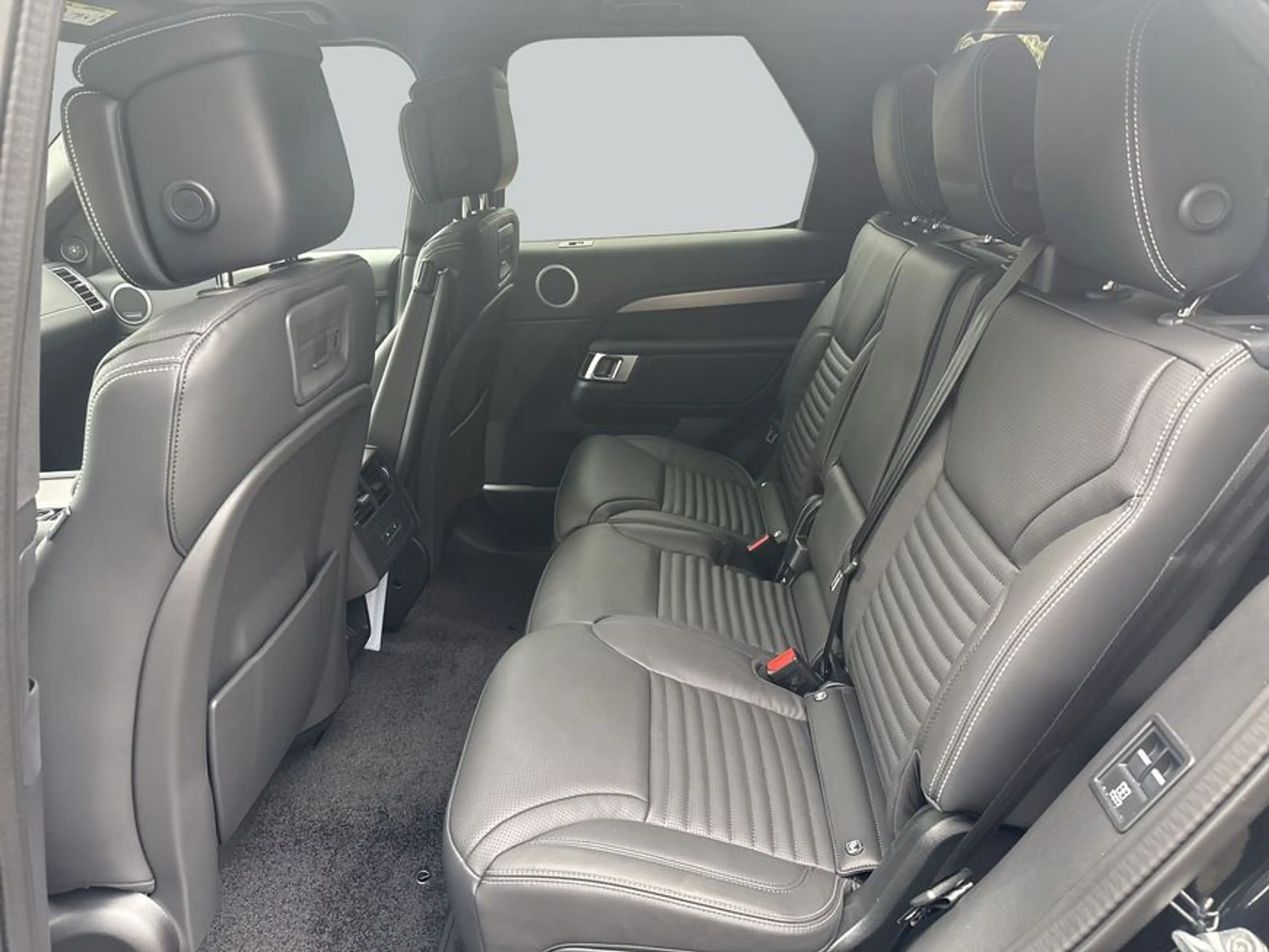Land Rover Discovery D350 Dynamic HSE — photo 5