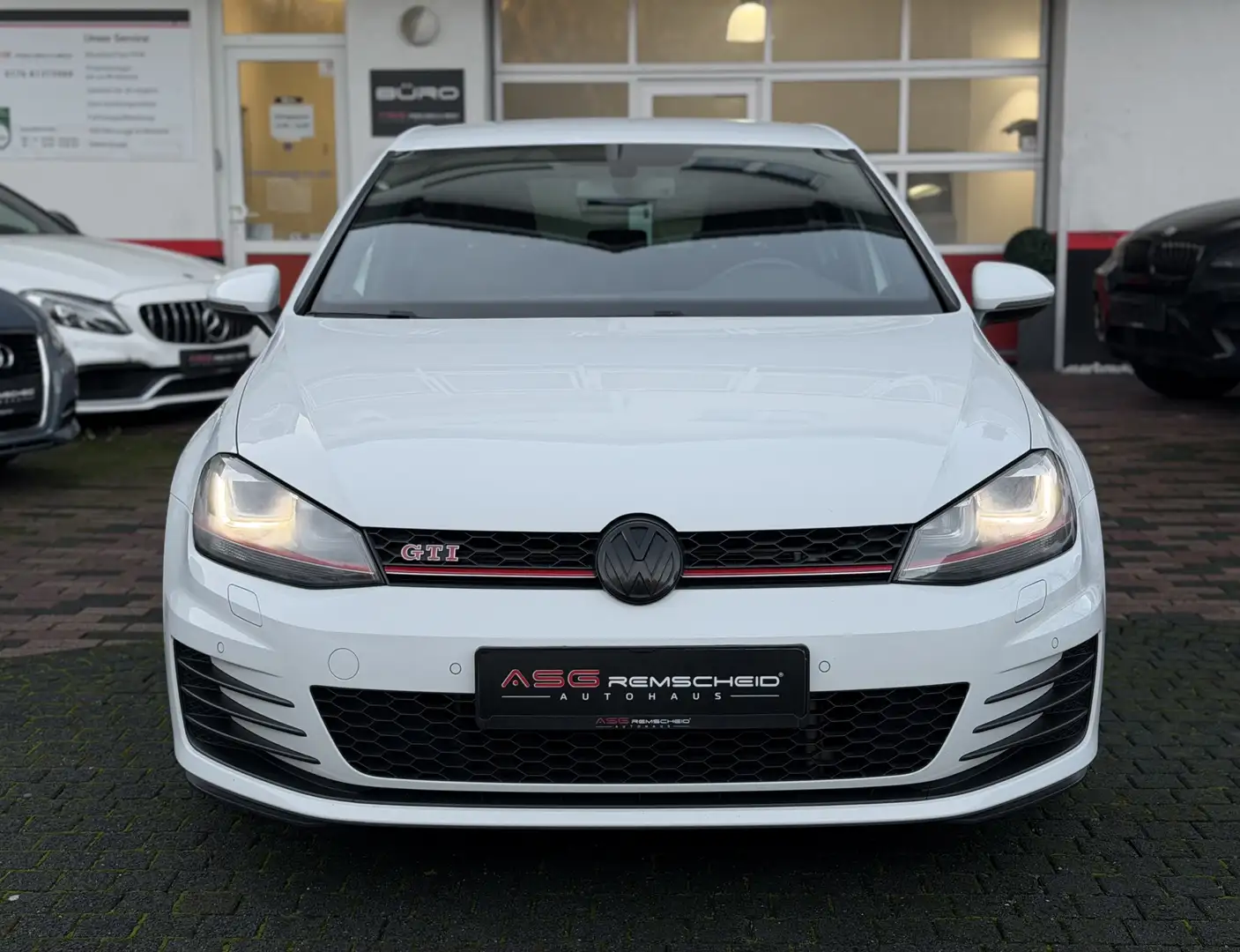Volkswagen Golf GTI *2.H *18 *BBS *Business.P *Sportsitze Weiß - 2